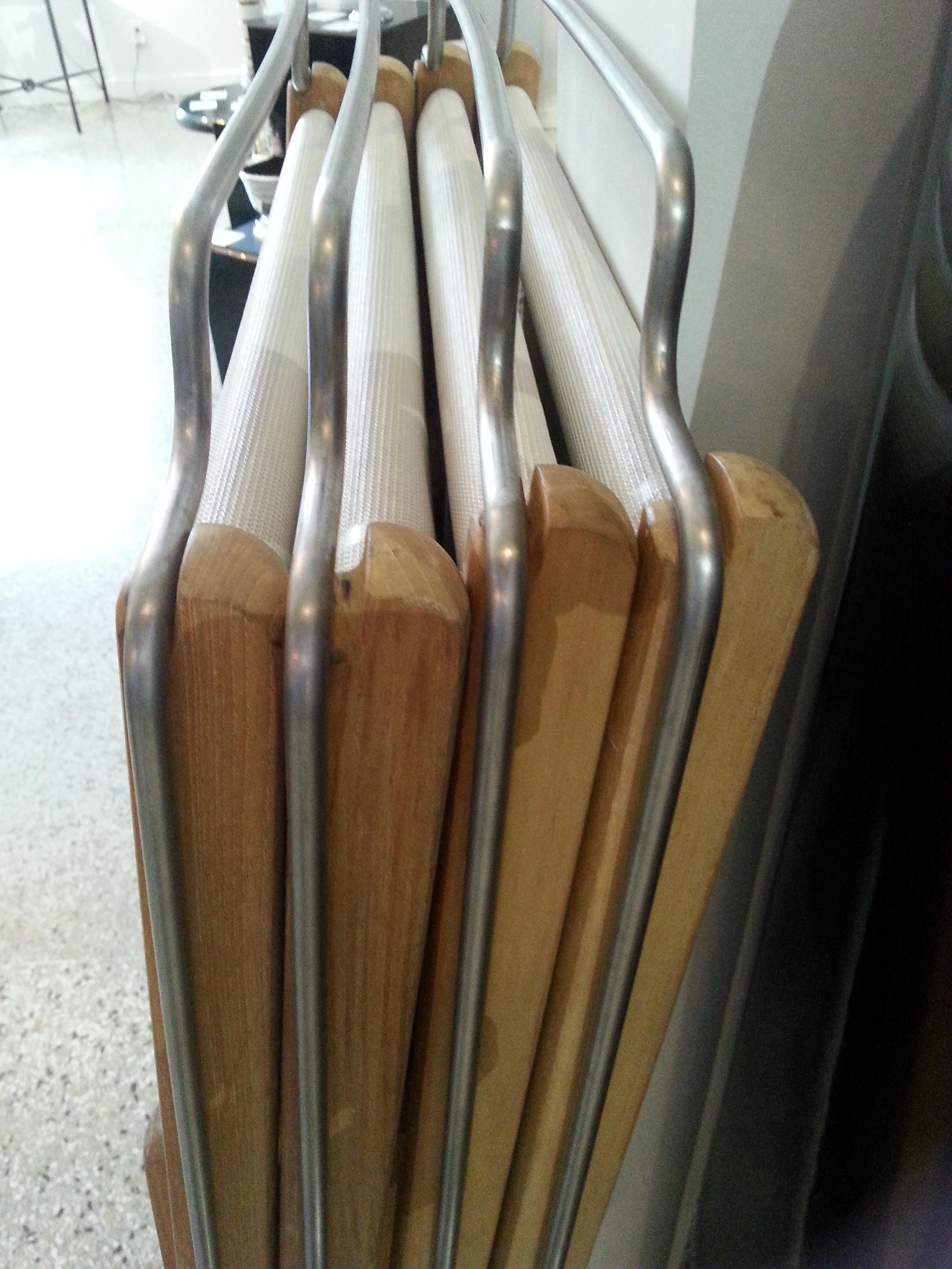 Chaises pliantes en teck de Gloster 9