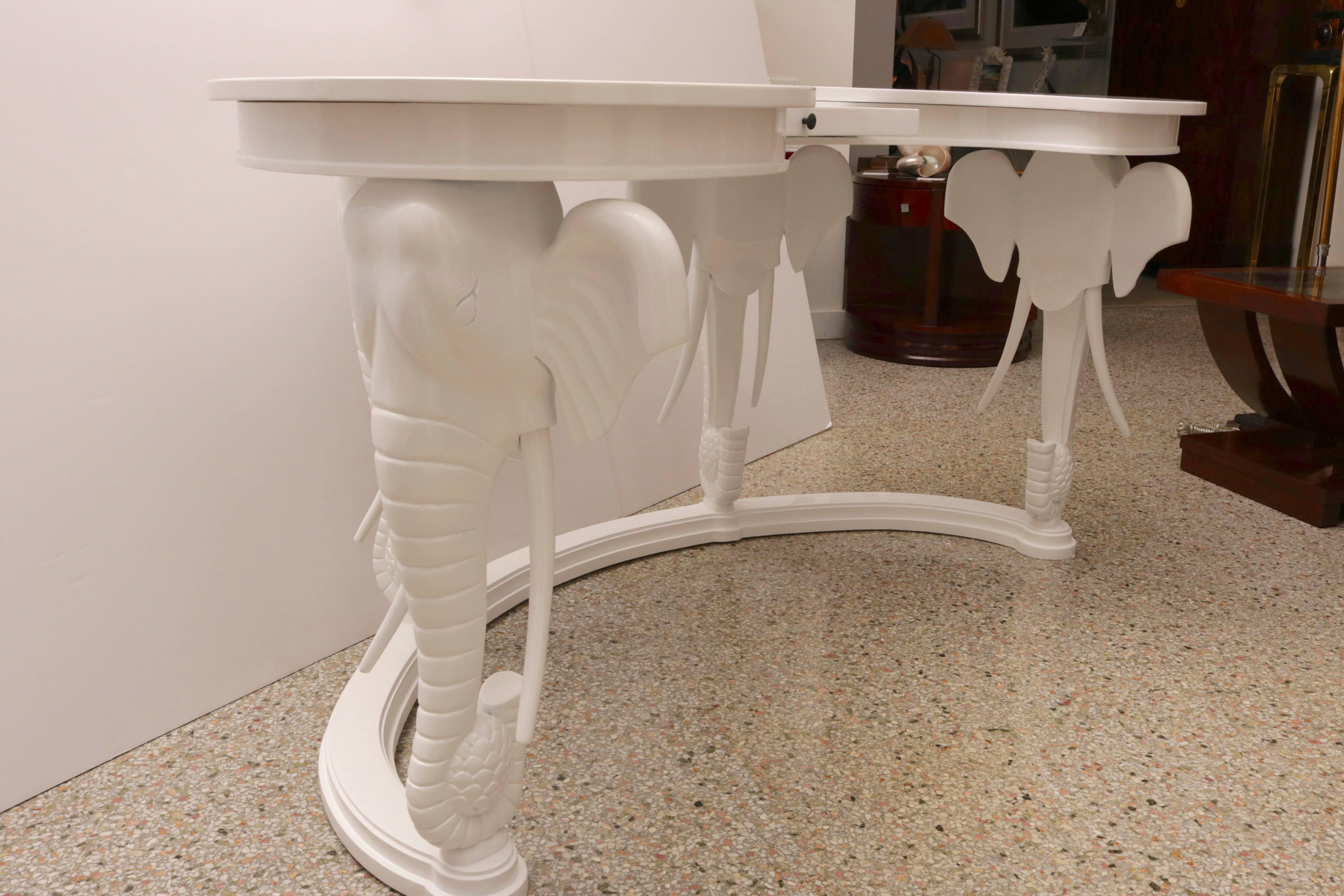 Hollywood-Regency Style White Lacquered Kidney-Shaped Desk, Gampel Stoll 1