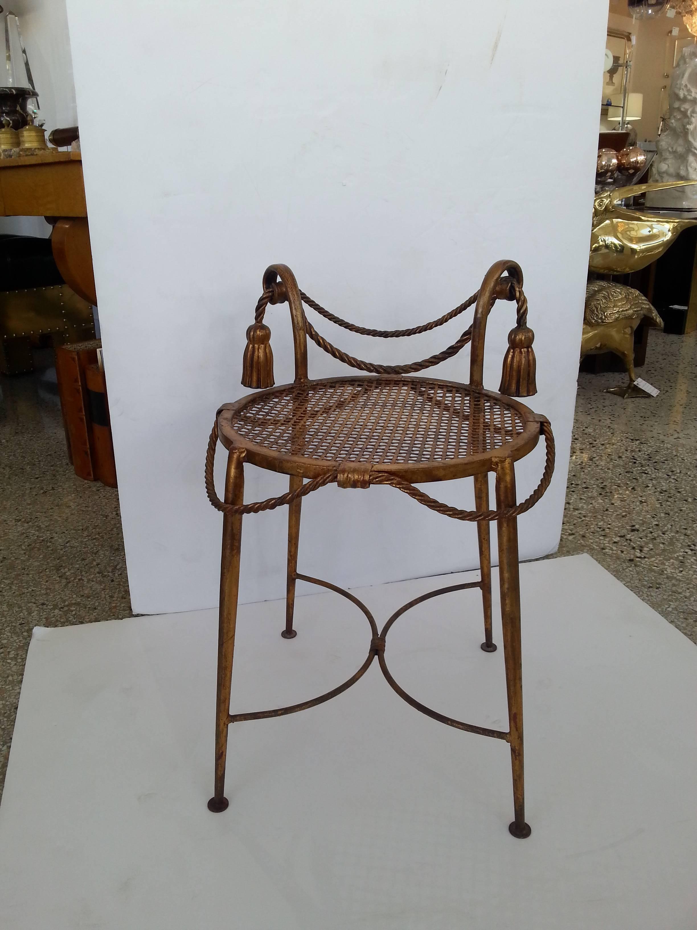 Hollywood-Regency Style, Italian Florentine Gilt-Metal Vanity Stool, 1950s In Excellent Condition In West Palm Beach, FL