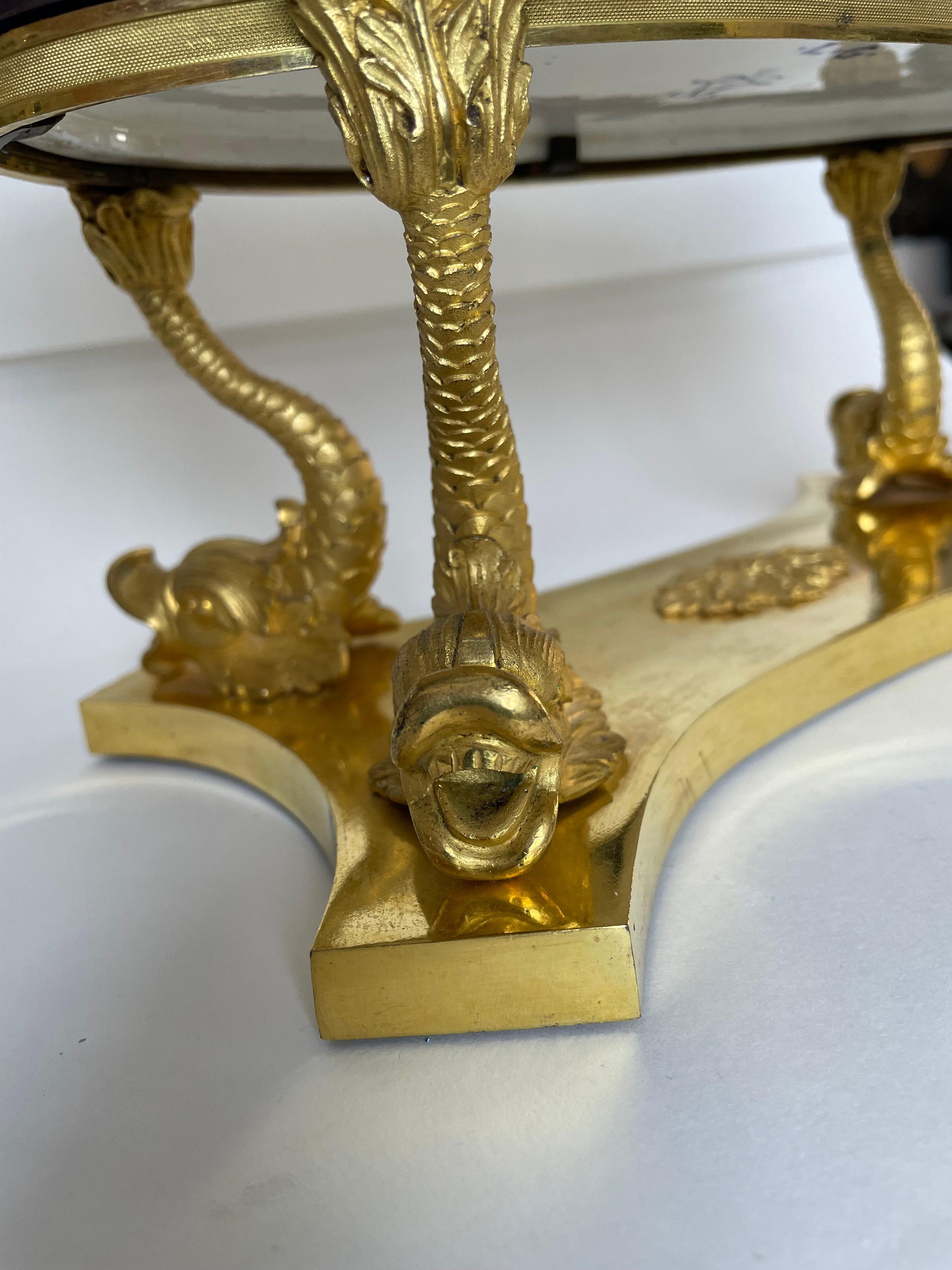 Piatto in porcellana di Sevres in stile Luigi XV su supporto in vendita 9