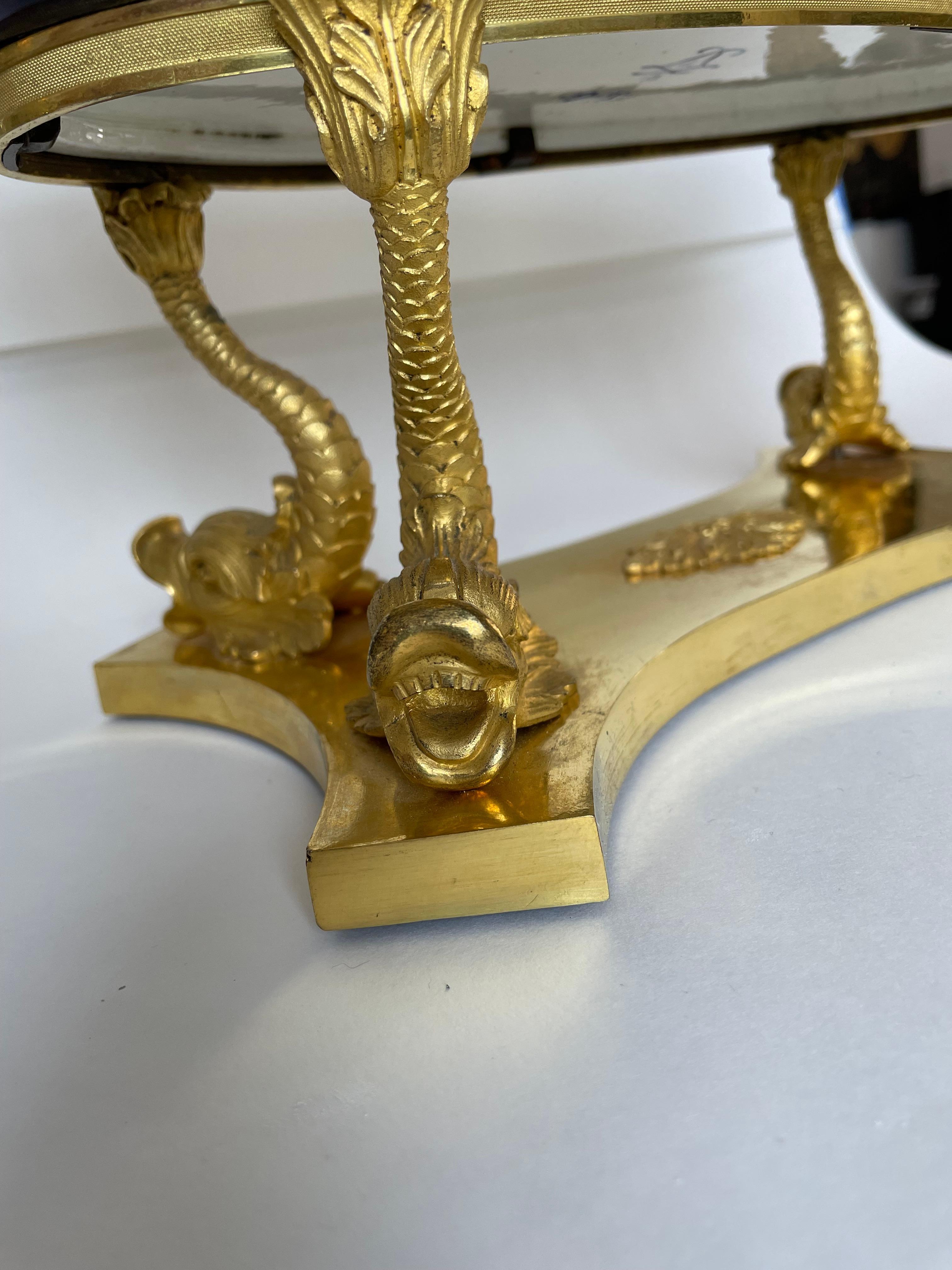 Piatto in porcellana di Sevres in stile Luigi XV su supporto in vendita 10