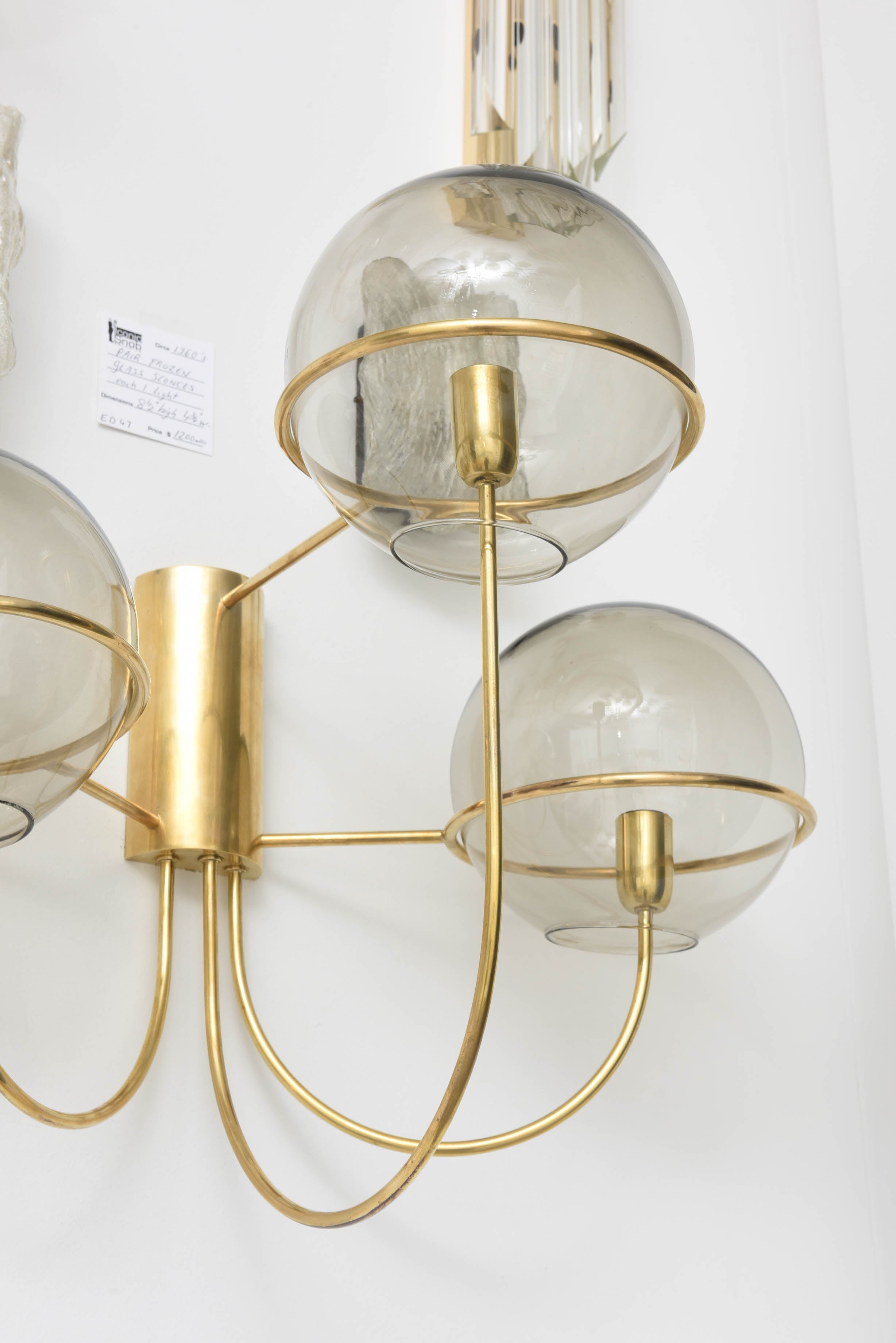 Pair of Mid-Century Modern Brass Wall Sconces, Manner of Vico Magistretti In Good Condition In West Palm Beach, FL