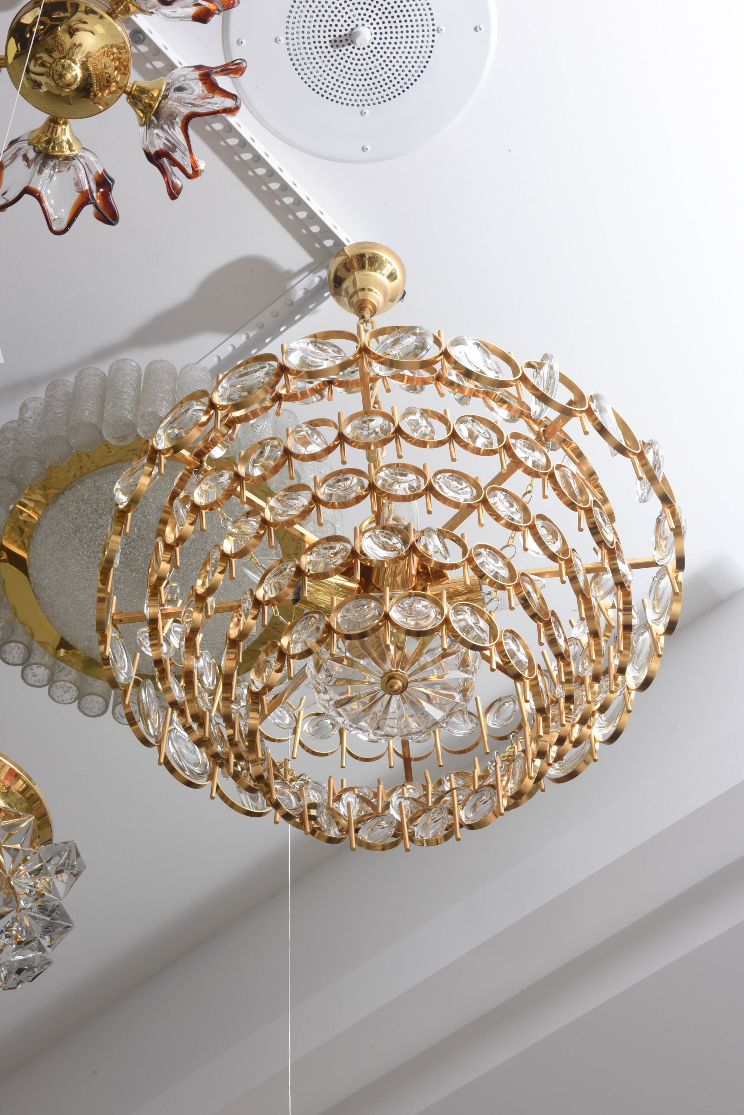 Hollywood Regency Style Polished Gold and Crystal Chandelier by Palwa 2