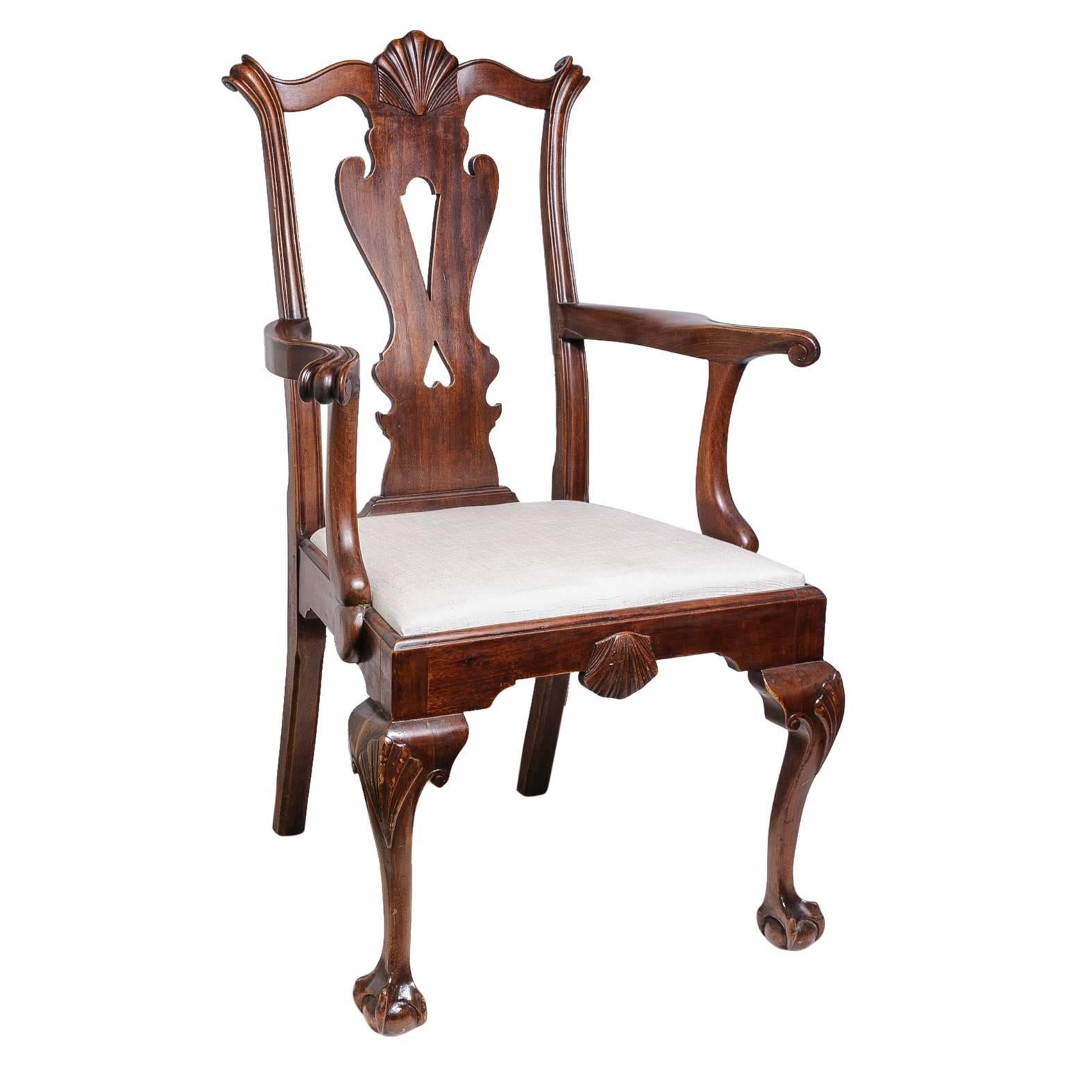 Set of Six 19th Century English, Chippendale Style Mahogany Dining Chairs In Good Condition In West Palm Beach, FL