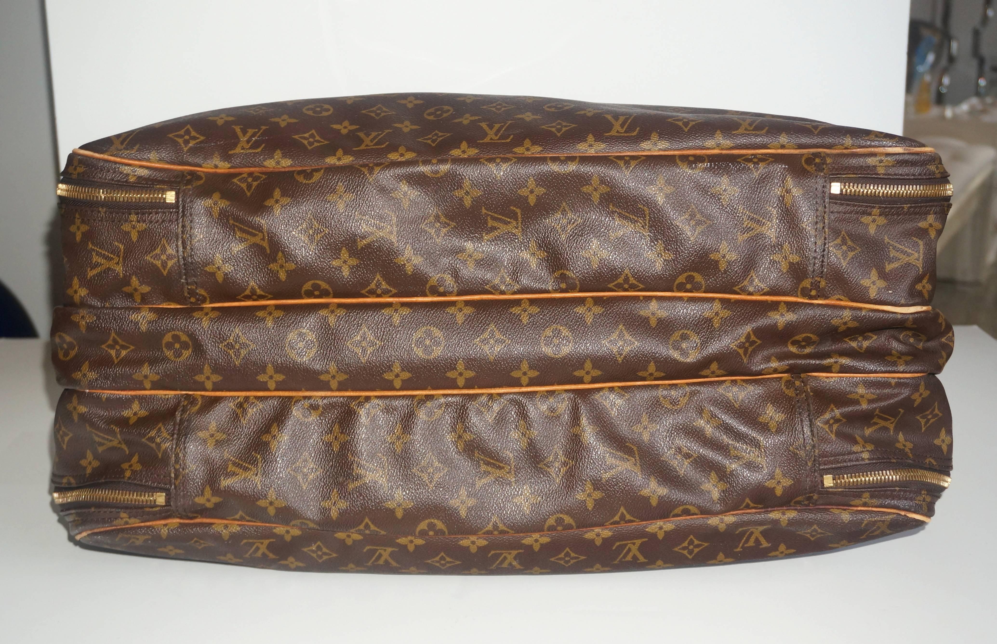 20th Century  Louis Vuitton Weekender Bag with Iconic LV Monogram and Leather Trim