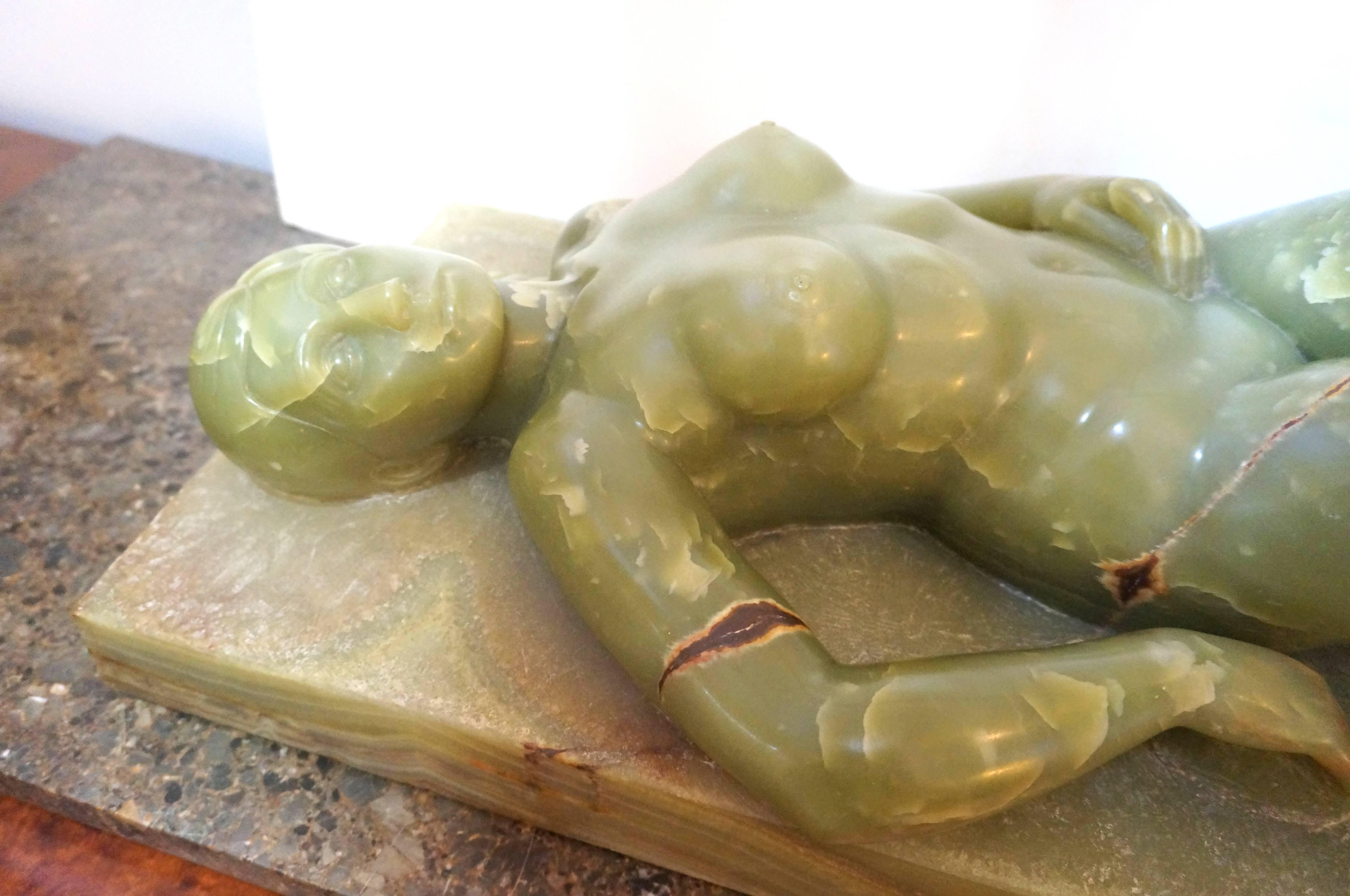 Large-Scale Onyx Sculpture of a Reclining Female Nude by Nuri Tortras In Good Condition In West Palm Beach, FL