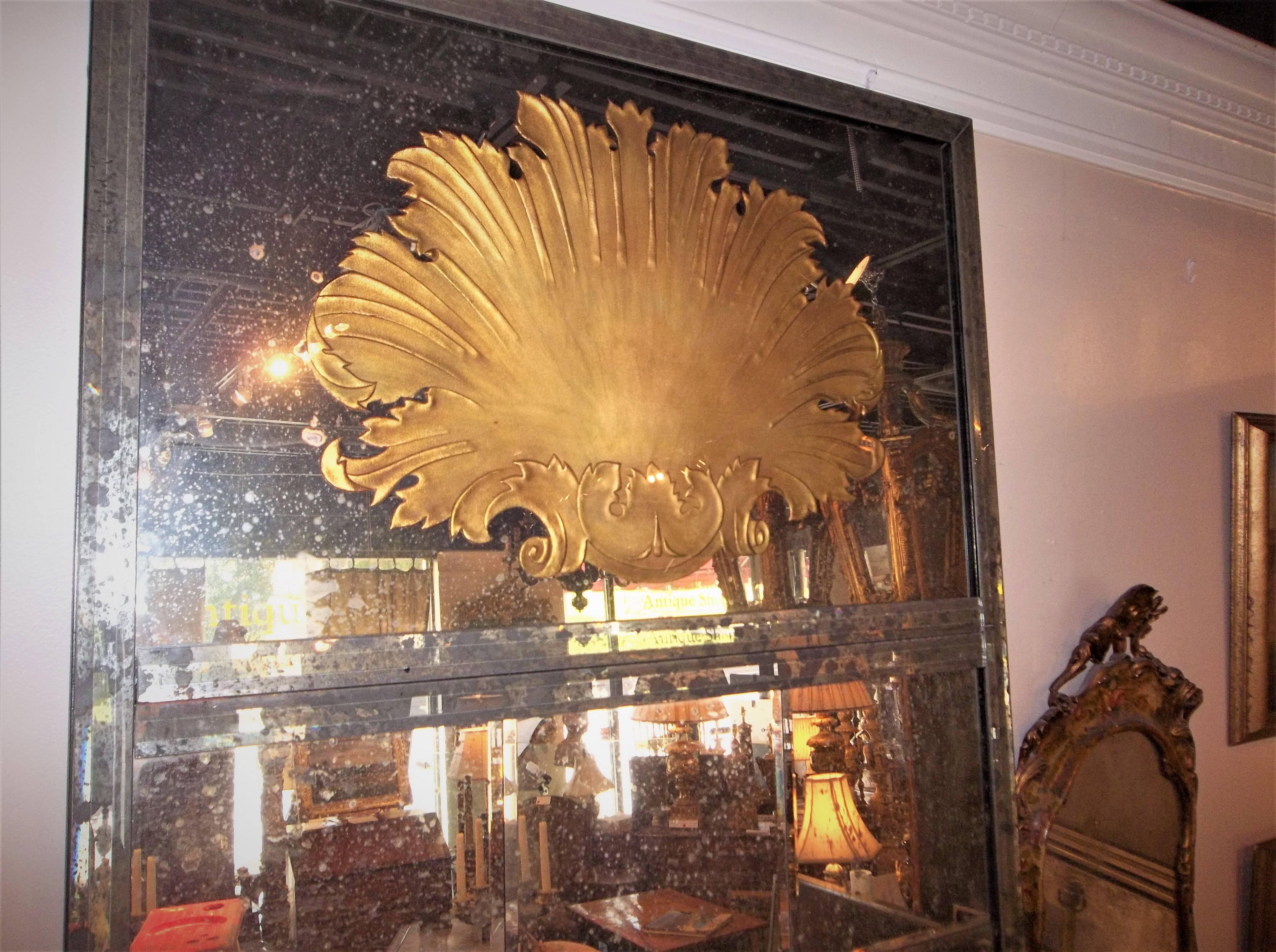 Distressed Glass Venetian Style Pier Mirror of Neoclassical Inspiration In Good Condition In Nashville, TN