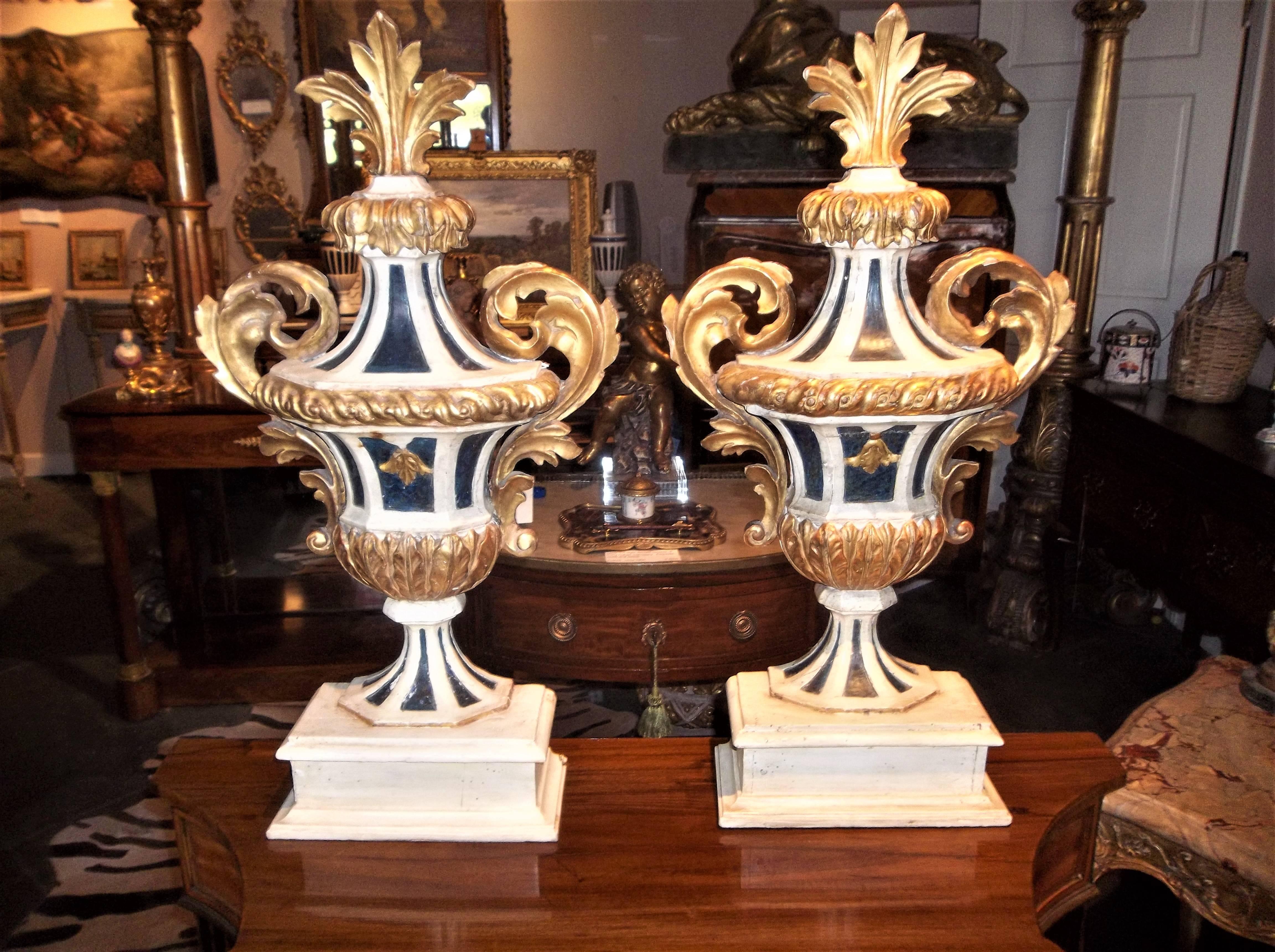 Baroque Tall and Large Carved  Pair of Painted and Giltwood Italian Urns or Appliques
