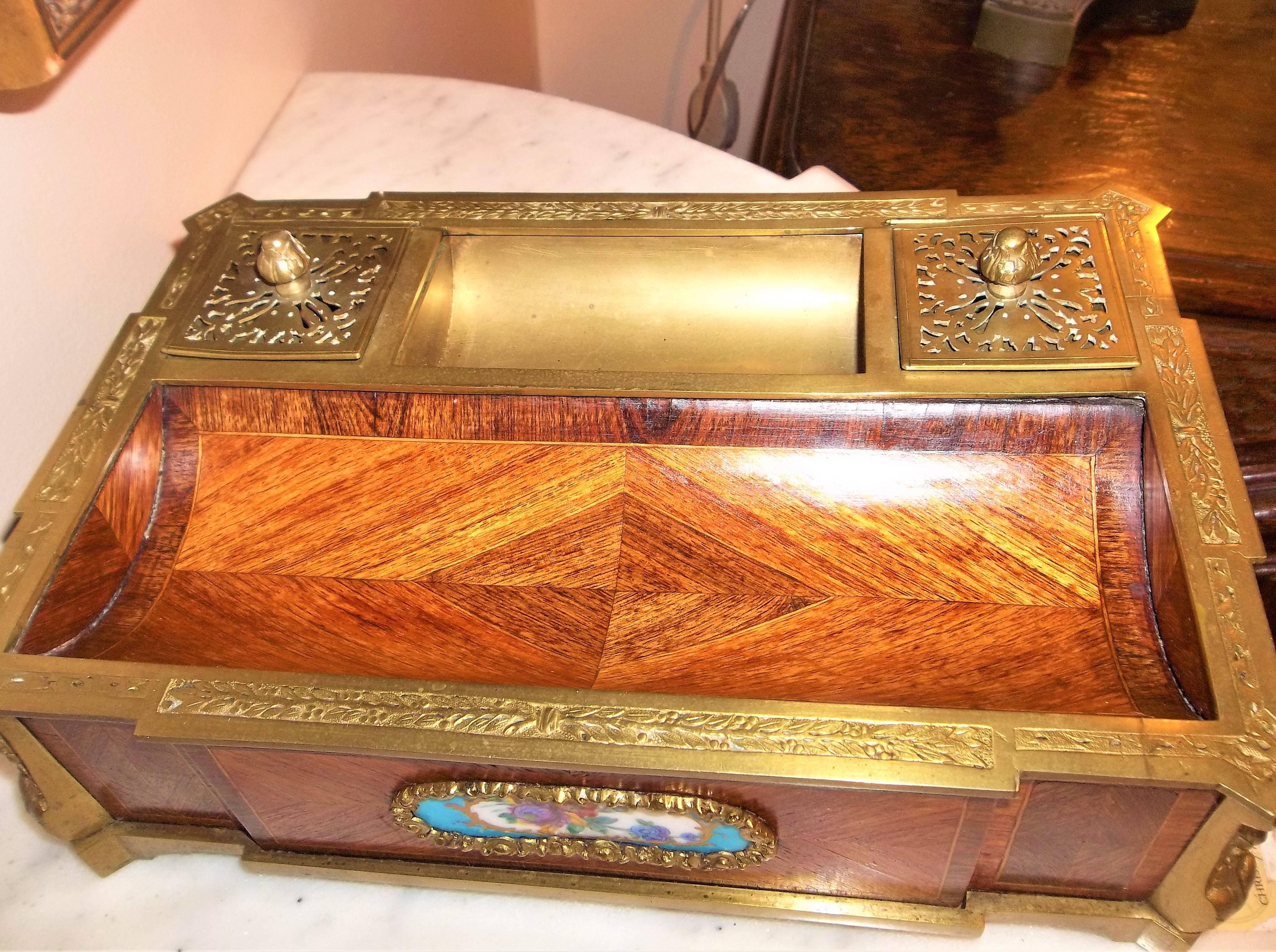 Louis XVI Style Tulipwood Inkwell or Encrier with Sevres Style Plaques In Good Condition In Nashville, TN