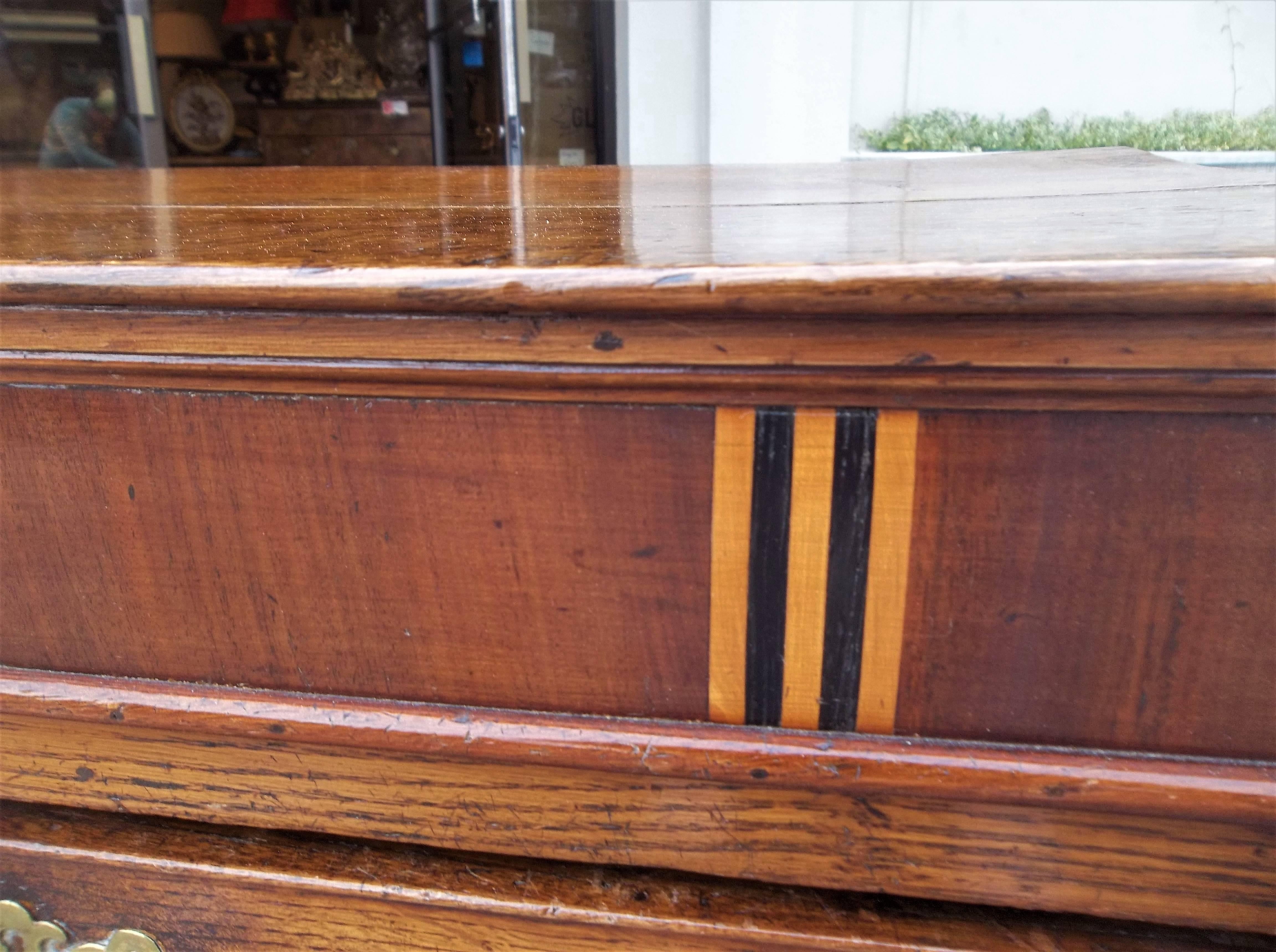 Tall Welsh or English Fan Inlaid Oak and Mahogany Dresser Base or Sideboard In Good Condition In Nashville, TN