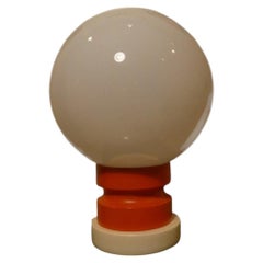 Lampe de table en verre opalin et bois, Italie, années 70
