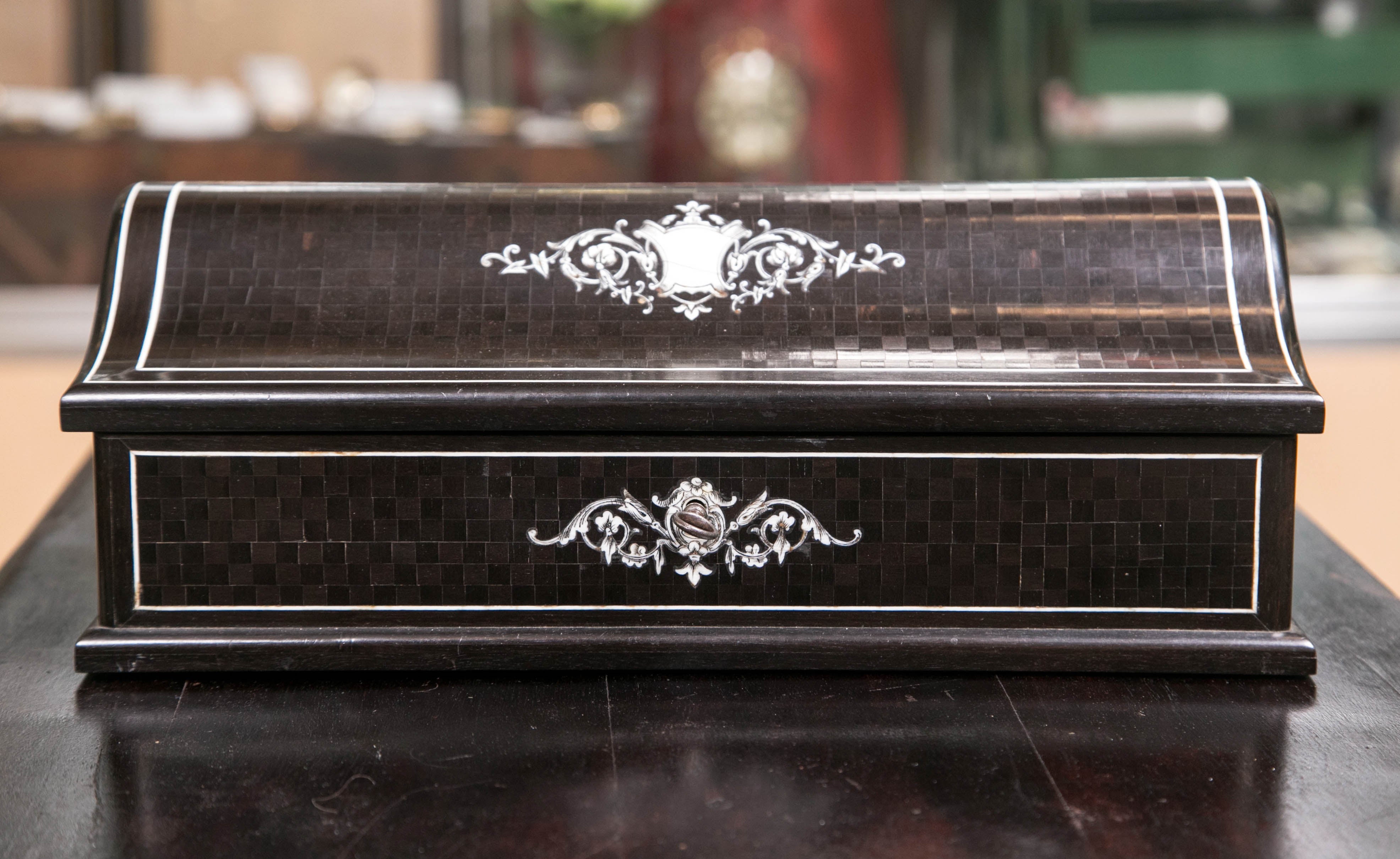 Mid-19th Century Antique English Ebony and Ivory Jewelry Box