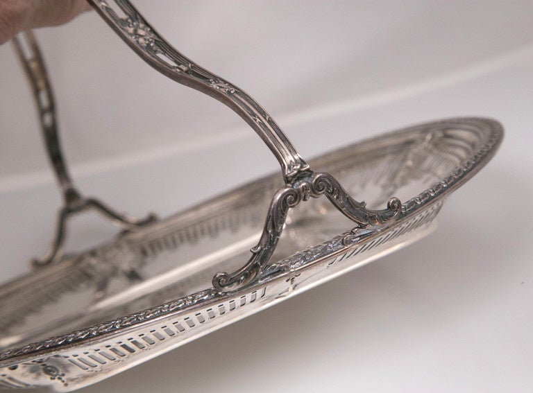 Antigua cesta de plata de ley para pasteles, 1890, fabricación estadounidense, Caldwell & Co. en venta 1