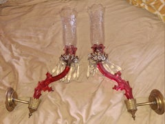 Wandleuchter aus rotem Kunstglas und vergoldeter Bronze im Stil des französischen Jugendstils des 19. Jahrhunderts, Baccarat