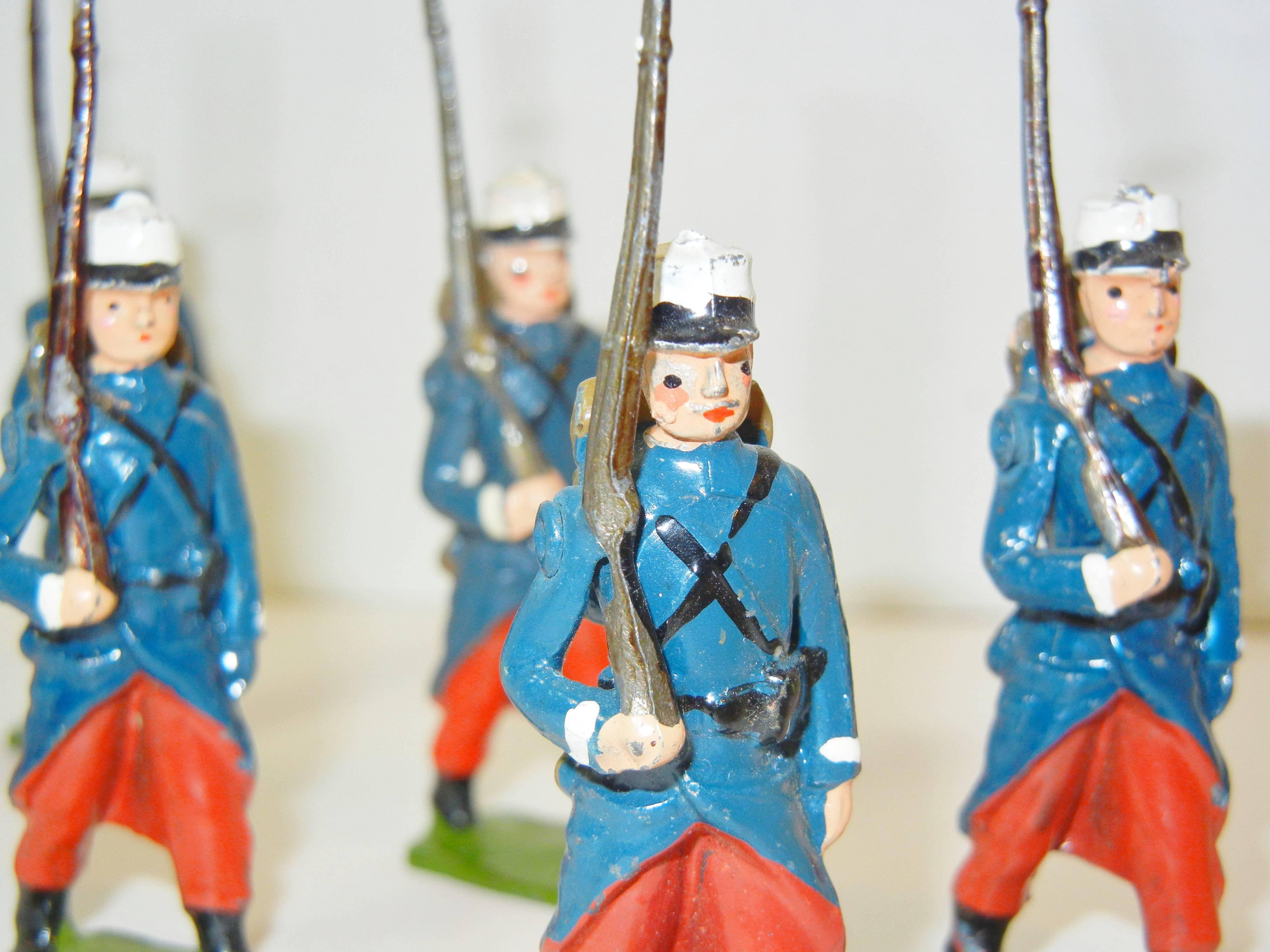 vintage tin soldiers
