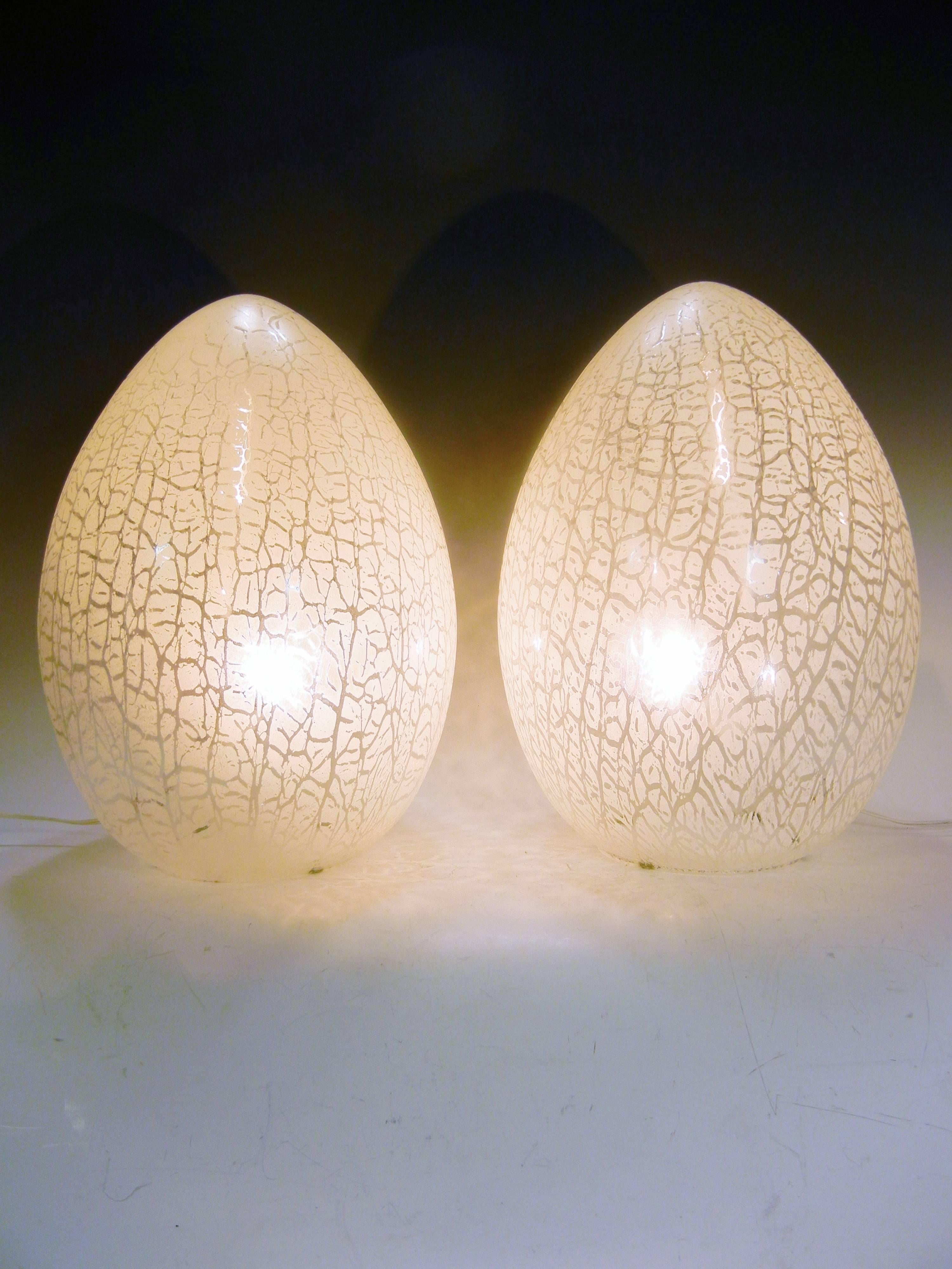 Hand-Crafted Pair of Large Murano Glass Table Lamps in Rare Lacy Pattern, circa 1970 For Sale