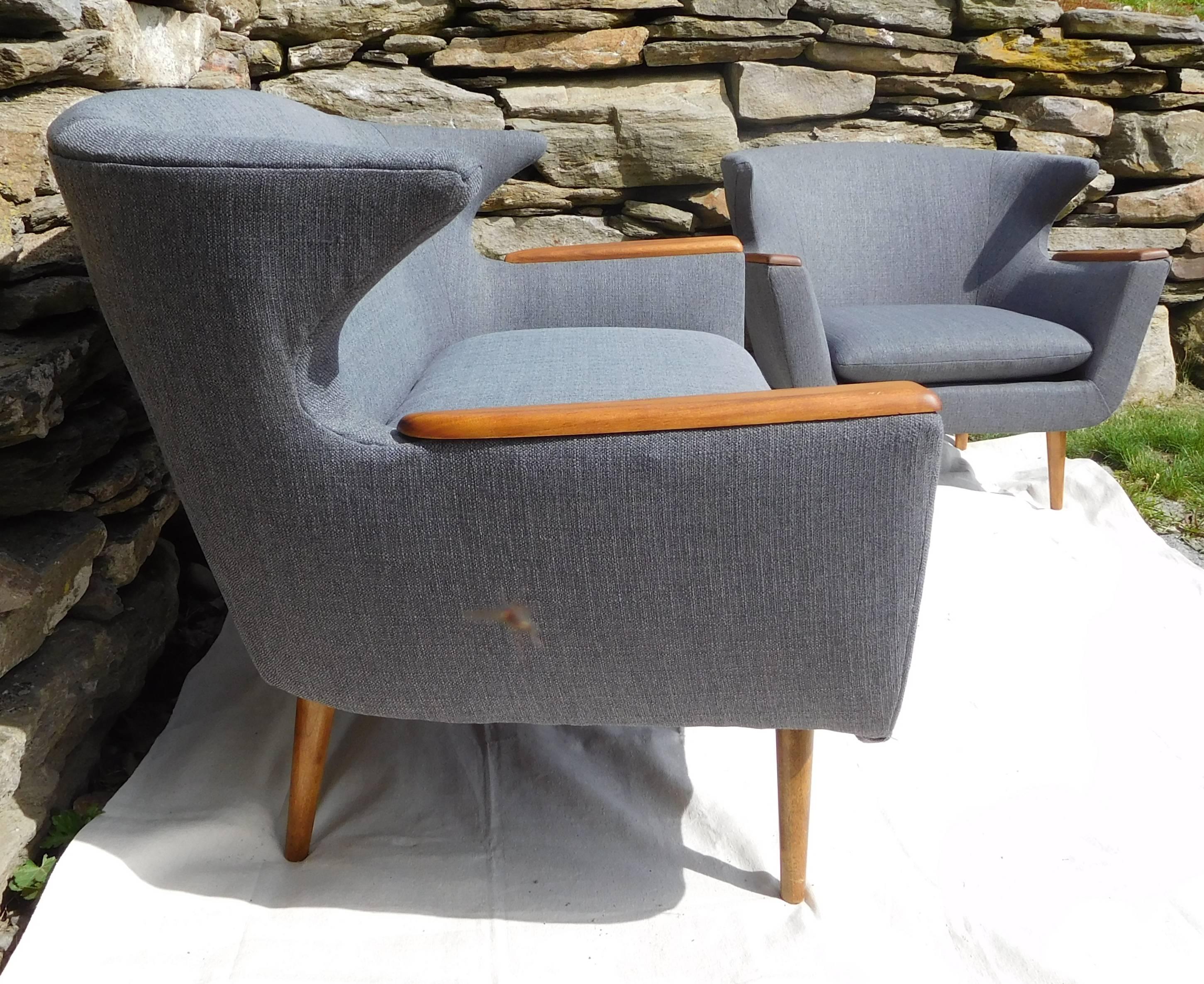Scandinavian Wingback Two-Seat Sofa and Chair Set, Mid-Century Modern In Good Condition In Quechee, VT