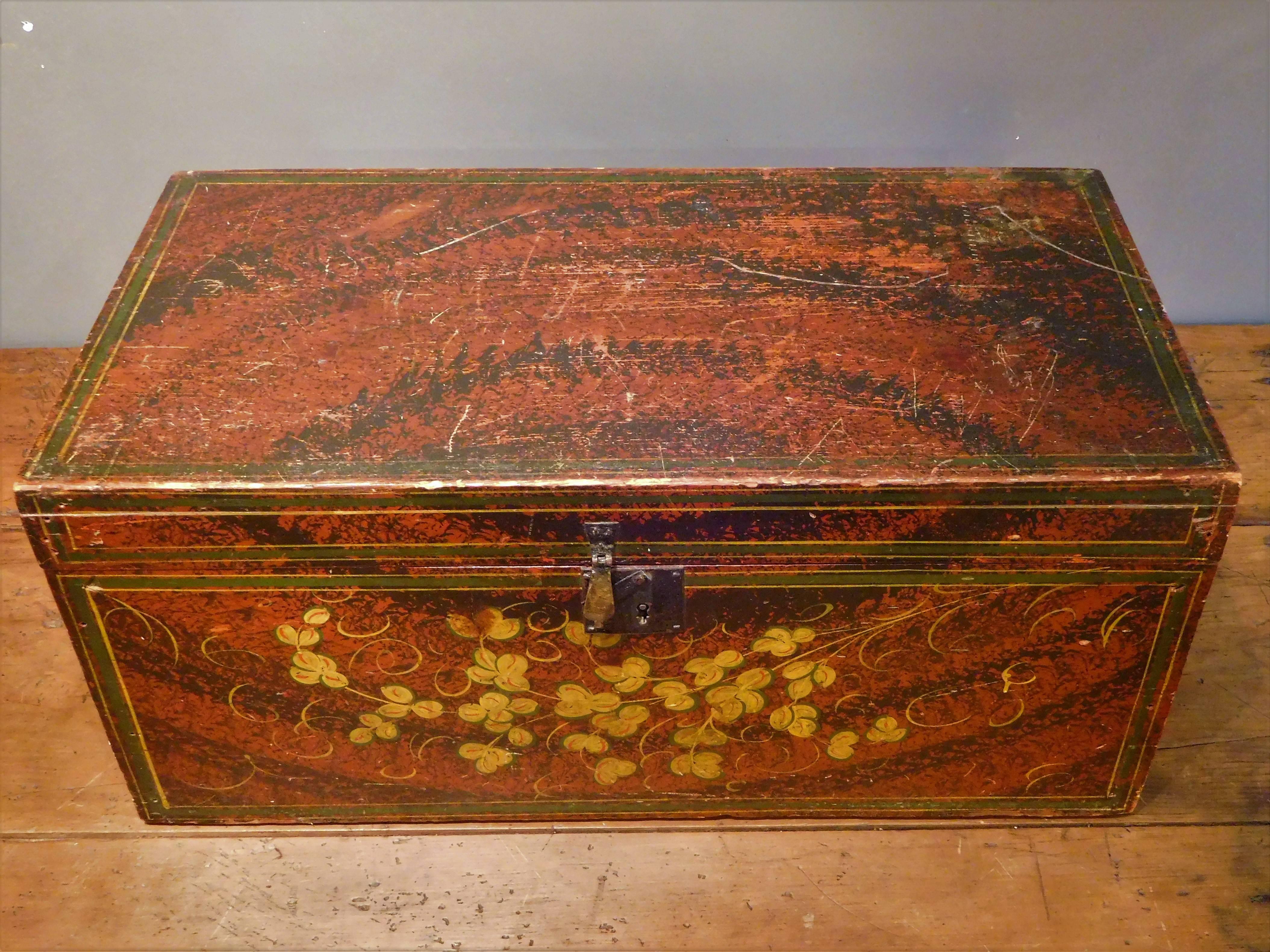 Decorated Storage or Document Box, New England Folk Art, Mid-19th Century For Sale 4