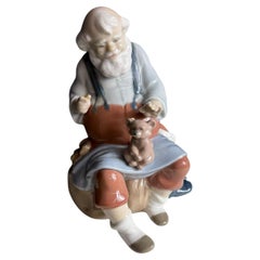 Figura de porcelana de Lladró titulada «El toque mágico de Papá Noel»