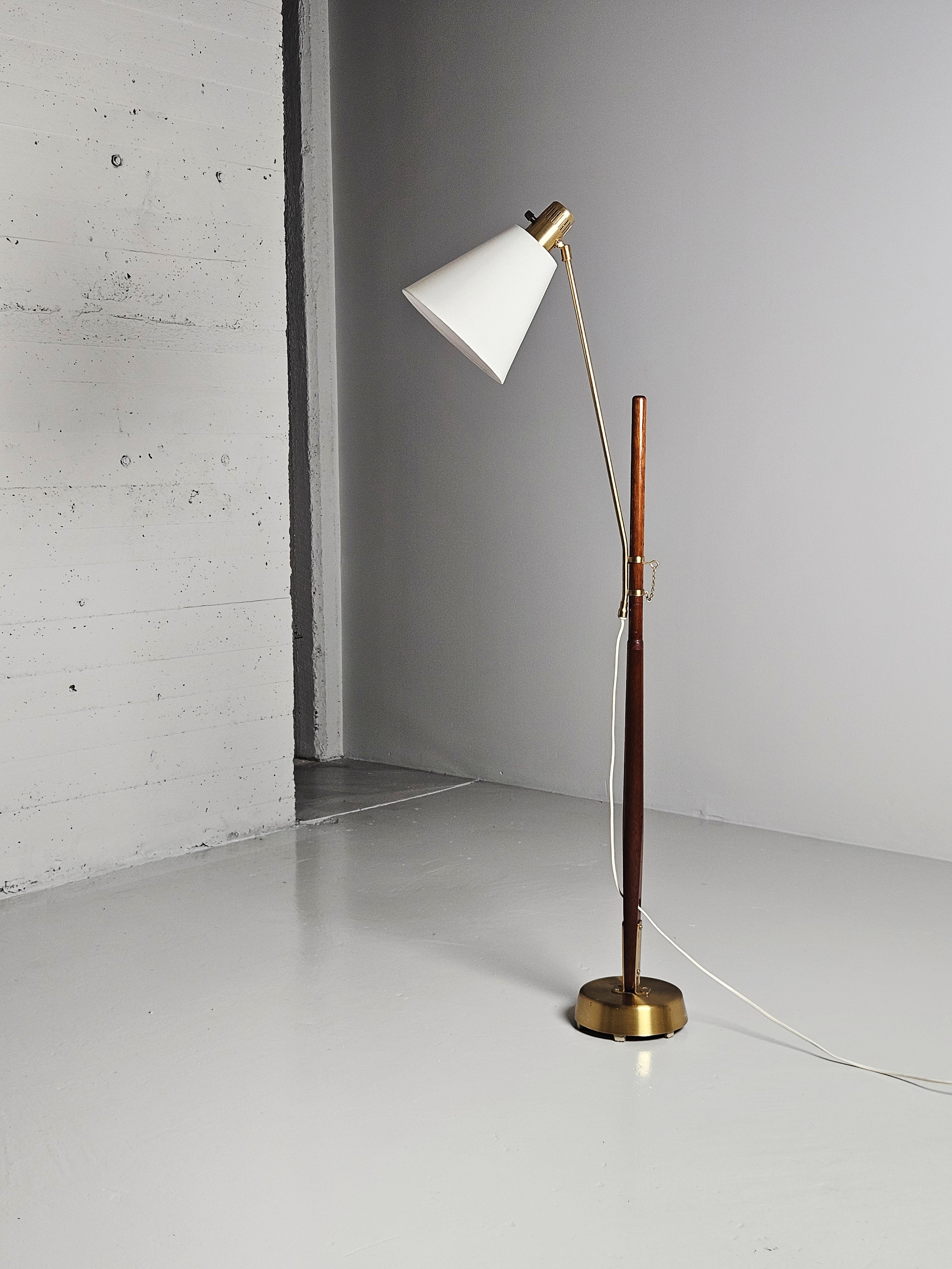 Rare floor lamp '539' by Hans Bergström for Ateljé Lyktan, Sweden, 1950s For Sale