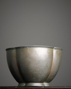 A small model 1460 bowl designed by Just Andersen in Denmark during the 1930s