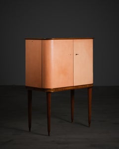Meuble de bar de style moderne scandinave en acajou et cuir naturel, Suède, années 1950