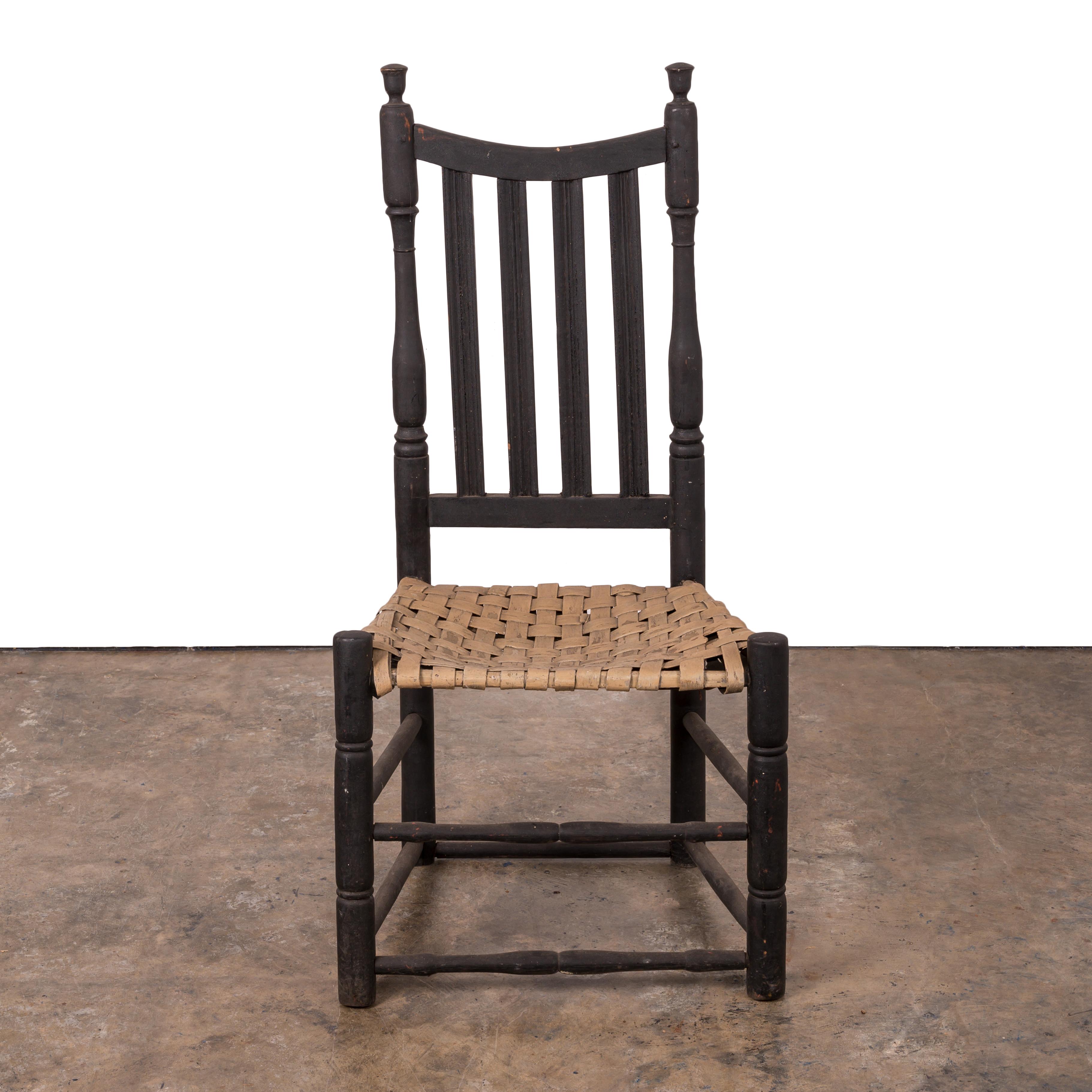 XVIIIe siècle et antérieur Chaise à dossier à empiècement, Connecticut, 18e siècle en vente