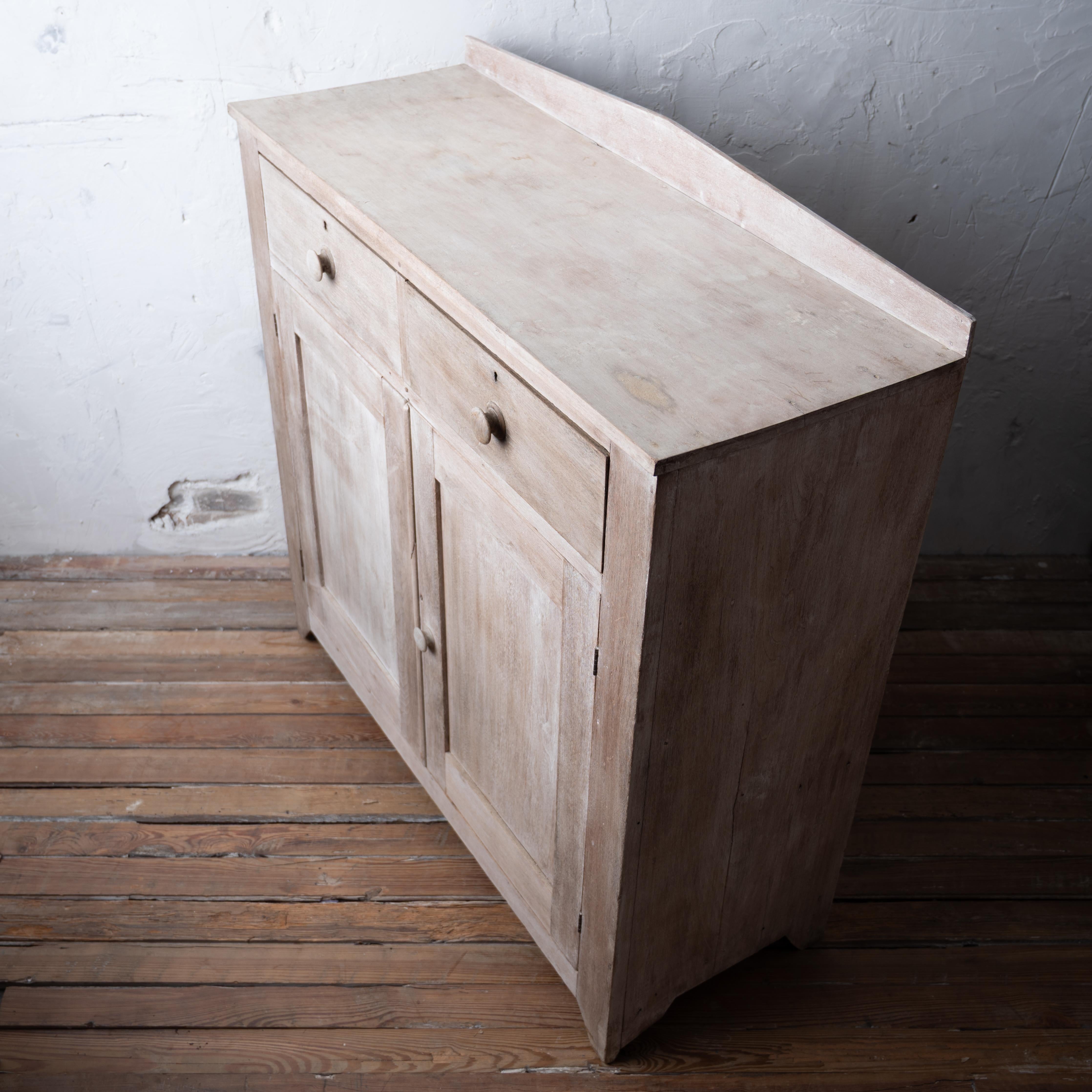 Armoire à confiture du sud, 19e siècle en vente 3