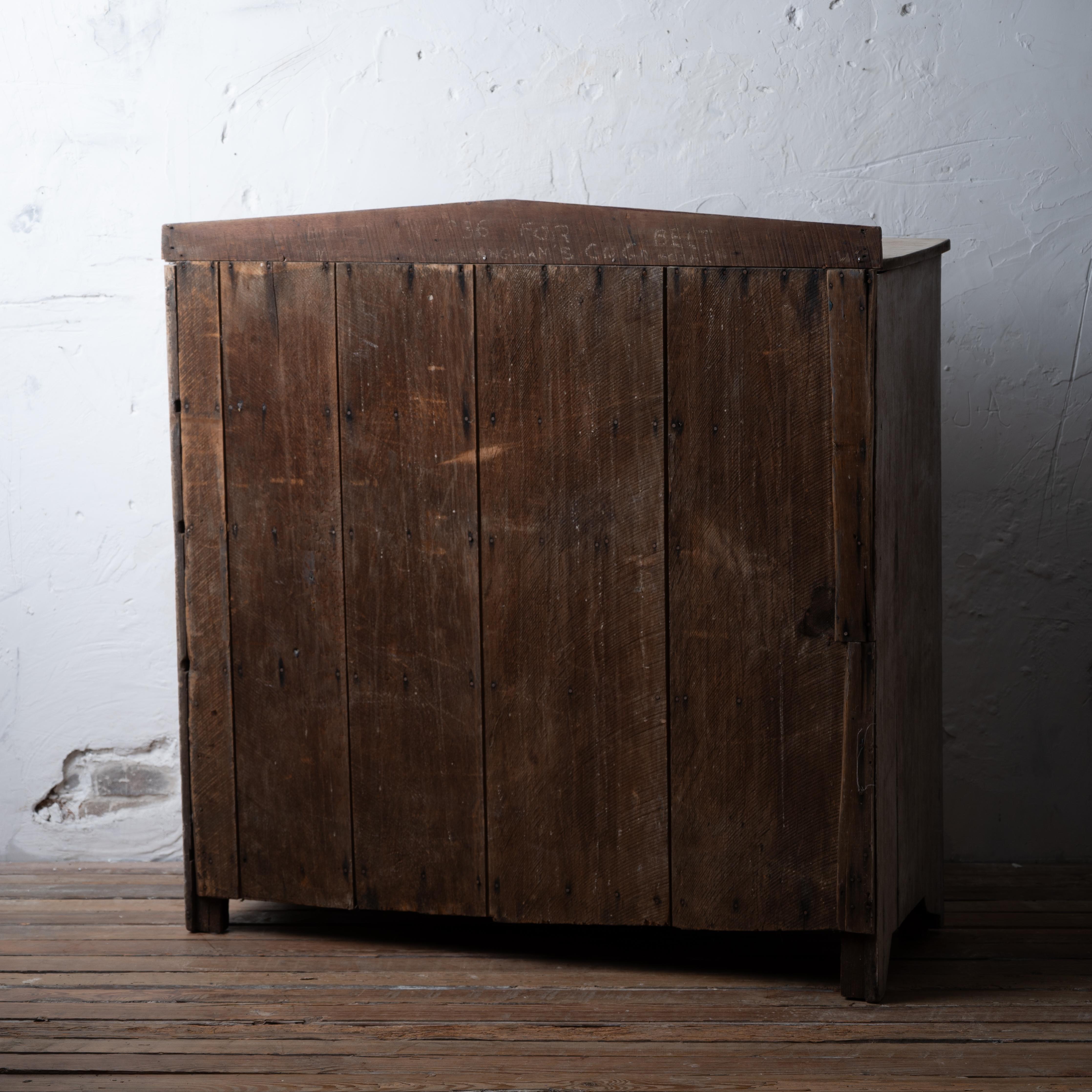 Armoire à confiture du sud, 19e siècle en vente 6