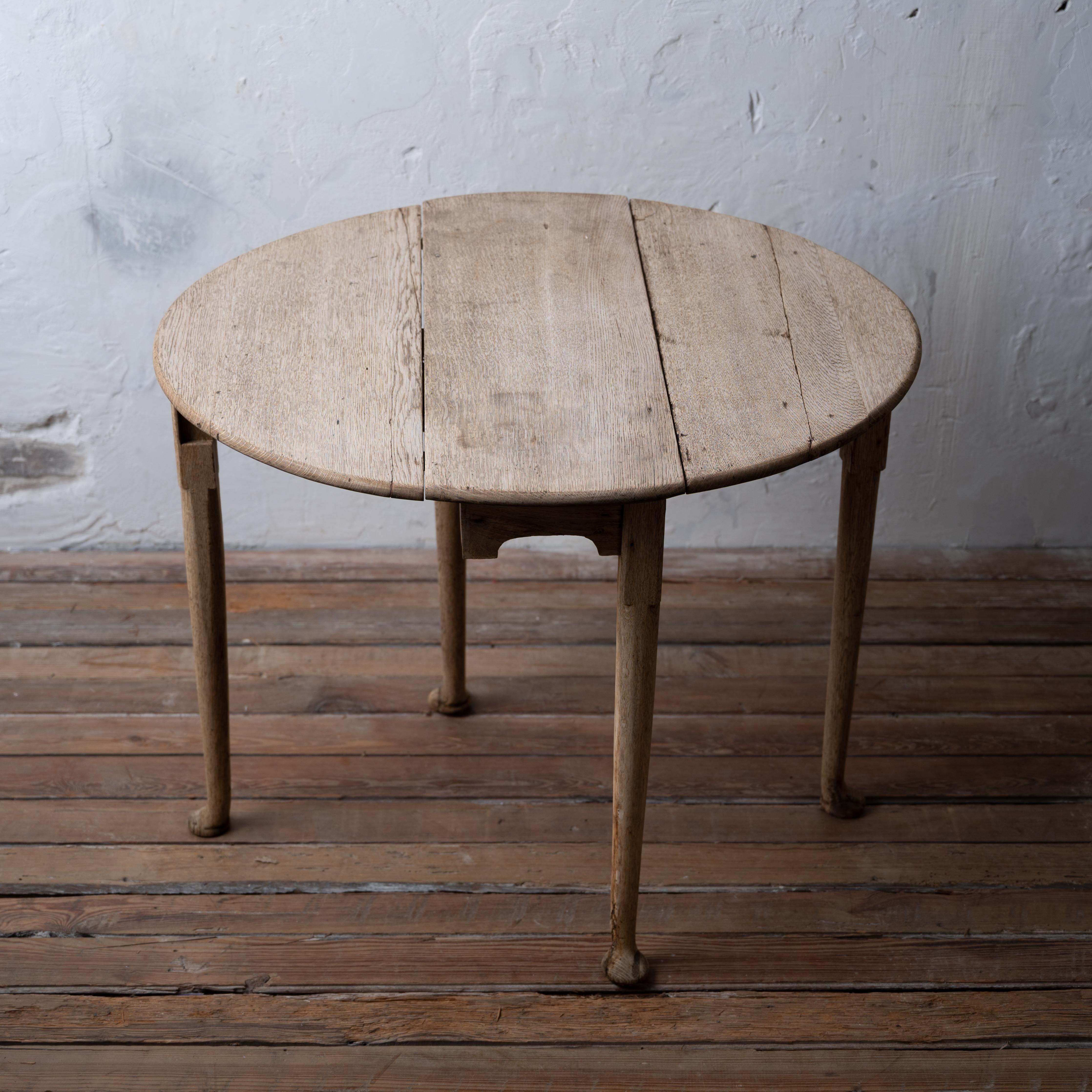 Georgian Bleached Oak Drop Leaf Table For Sale 2