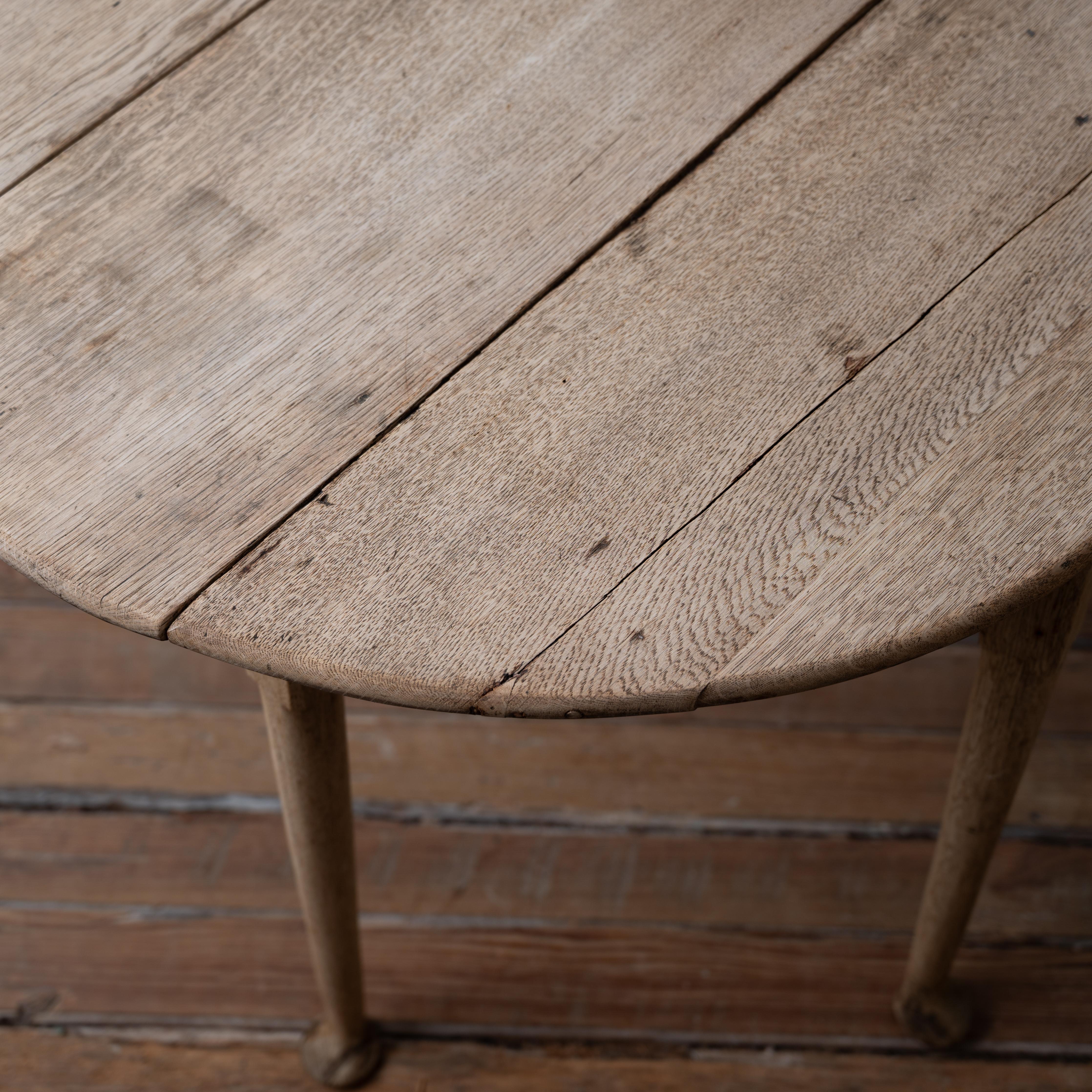 Georgian Bleached Oak Drop Leaf Table For Sale 4