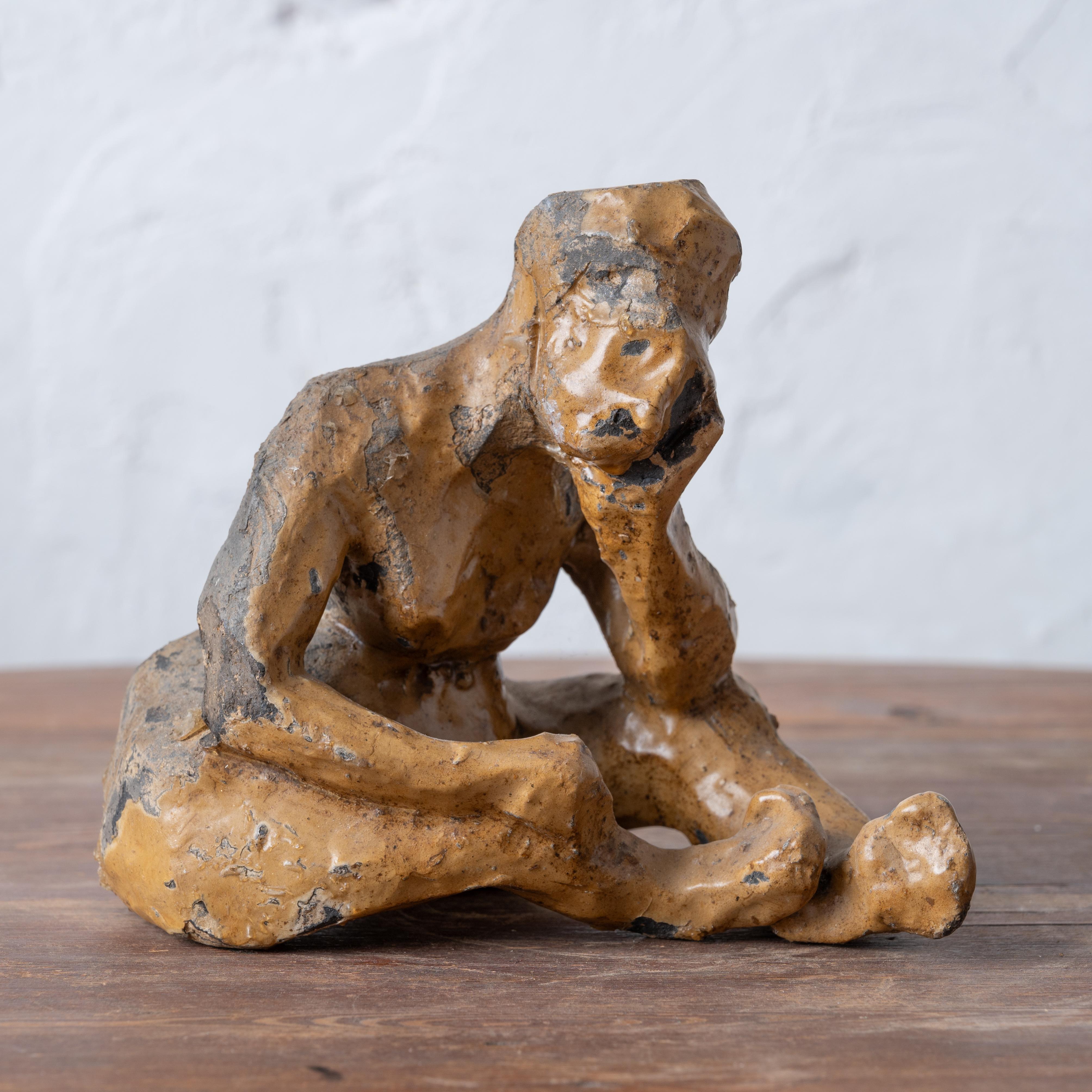 Scultura figurativa astratta in terracotta francese in vendita 1
