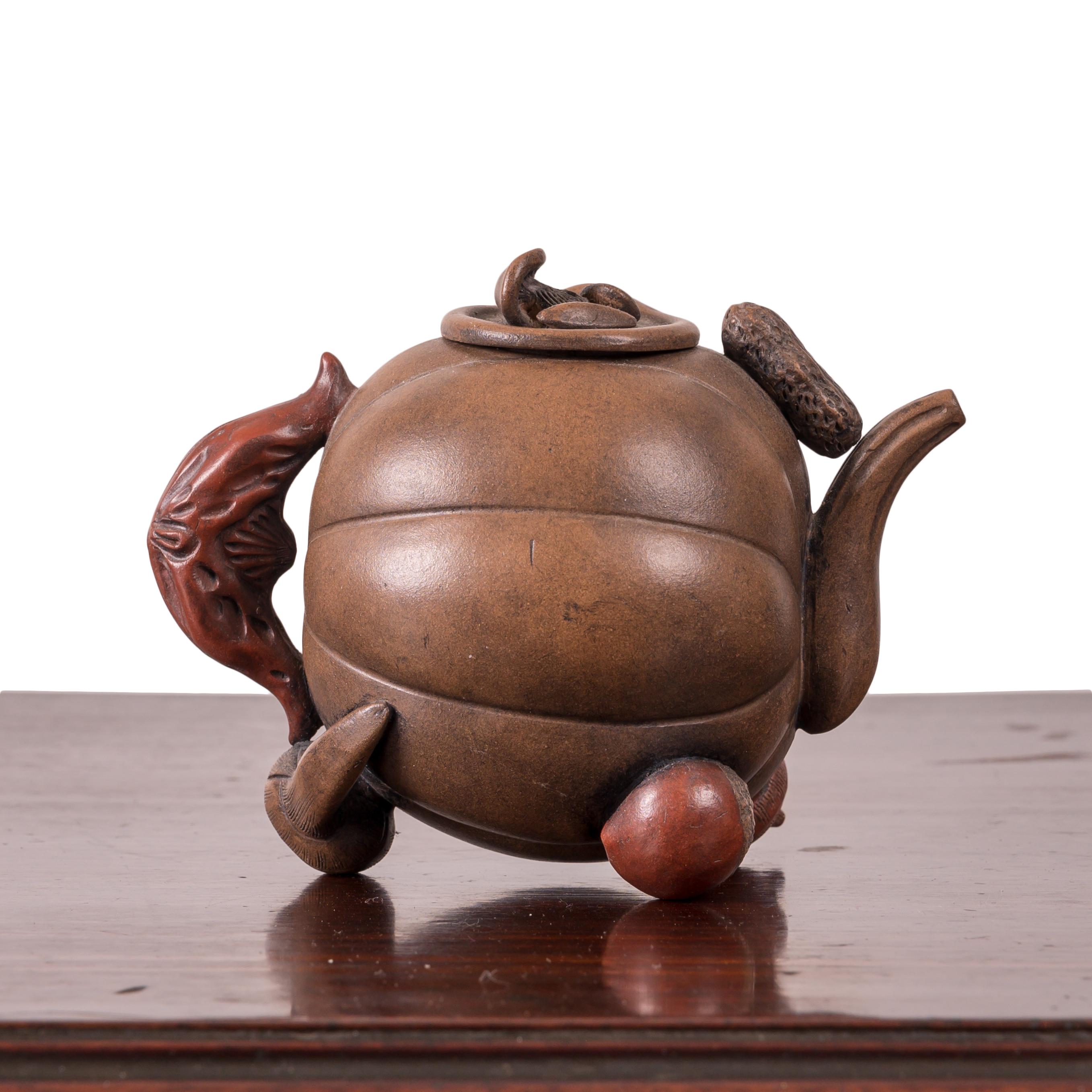 Yixing 'Hundred-Fruit' Teapot In Good Condition For Sale In Savannah, GA