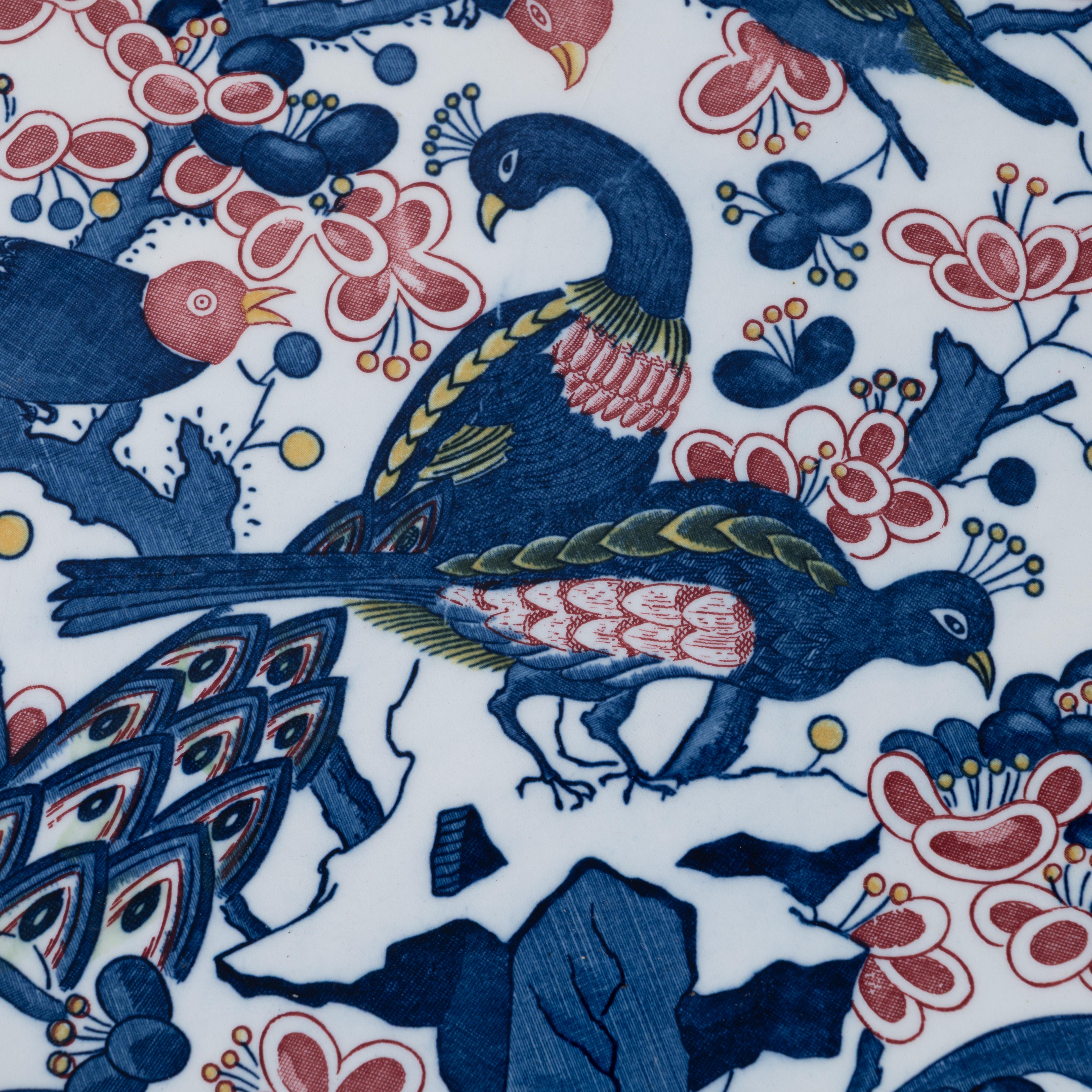 Céramique Plat ovale à décor d'oiseaux en porcelaine de transfert japonaise bleue et blanche en vente