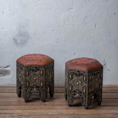 Une paire de tabourets marocains, XXe siècle