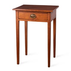 Commode à un tiroir en merisier de style Hepplewhite, début du XIXe siècle