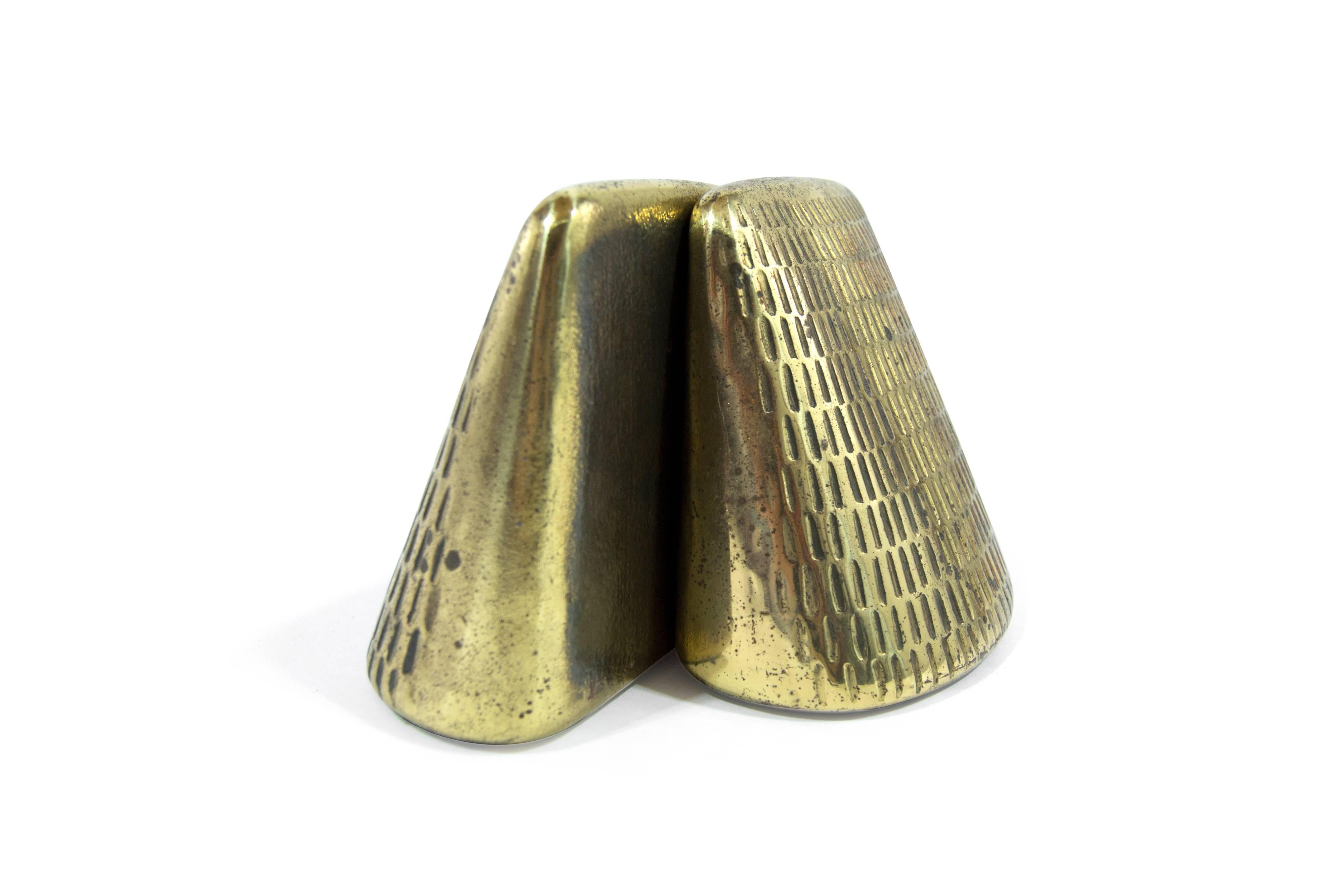 Pyramid Bookends by Ben Seibel for Jenfred Ware In Excellent Condition In Westport, CT