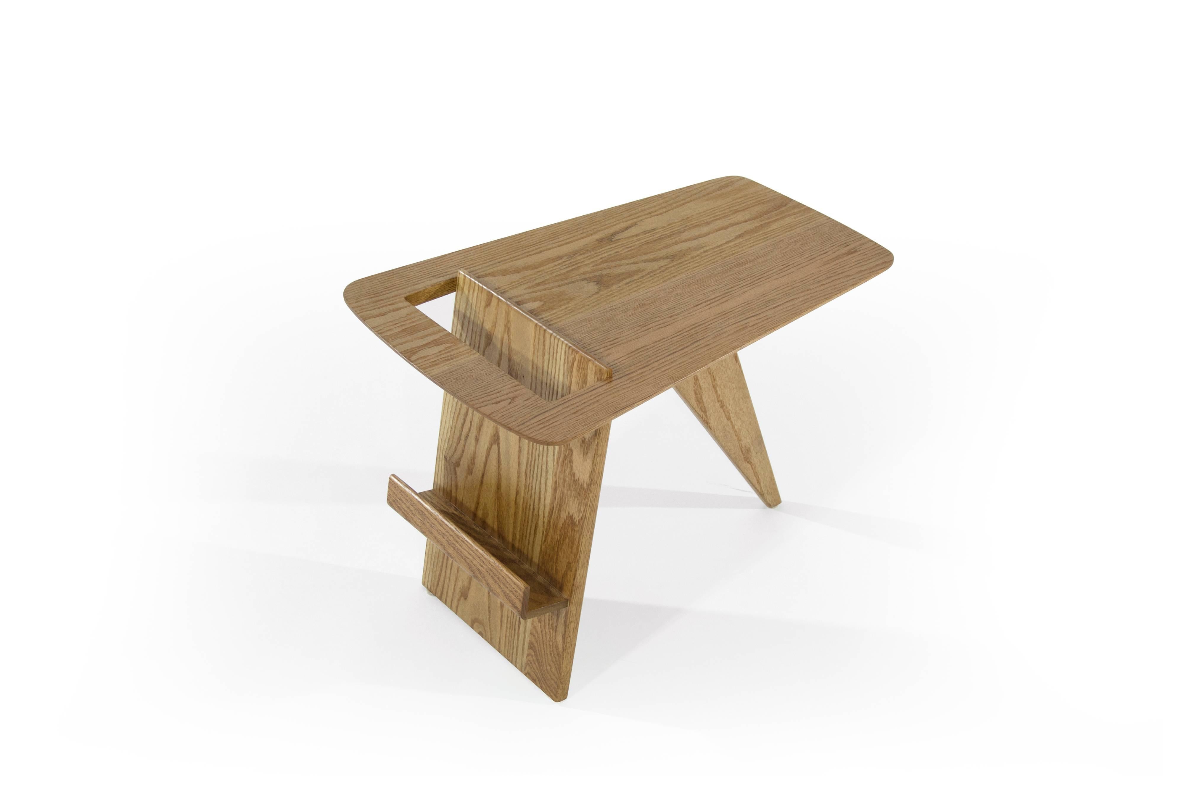 20th Century Jens Risom Magazine Table in Oak