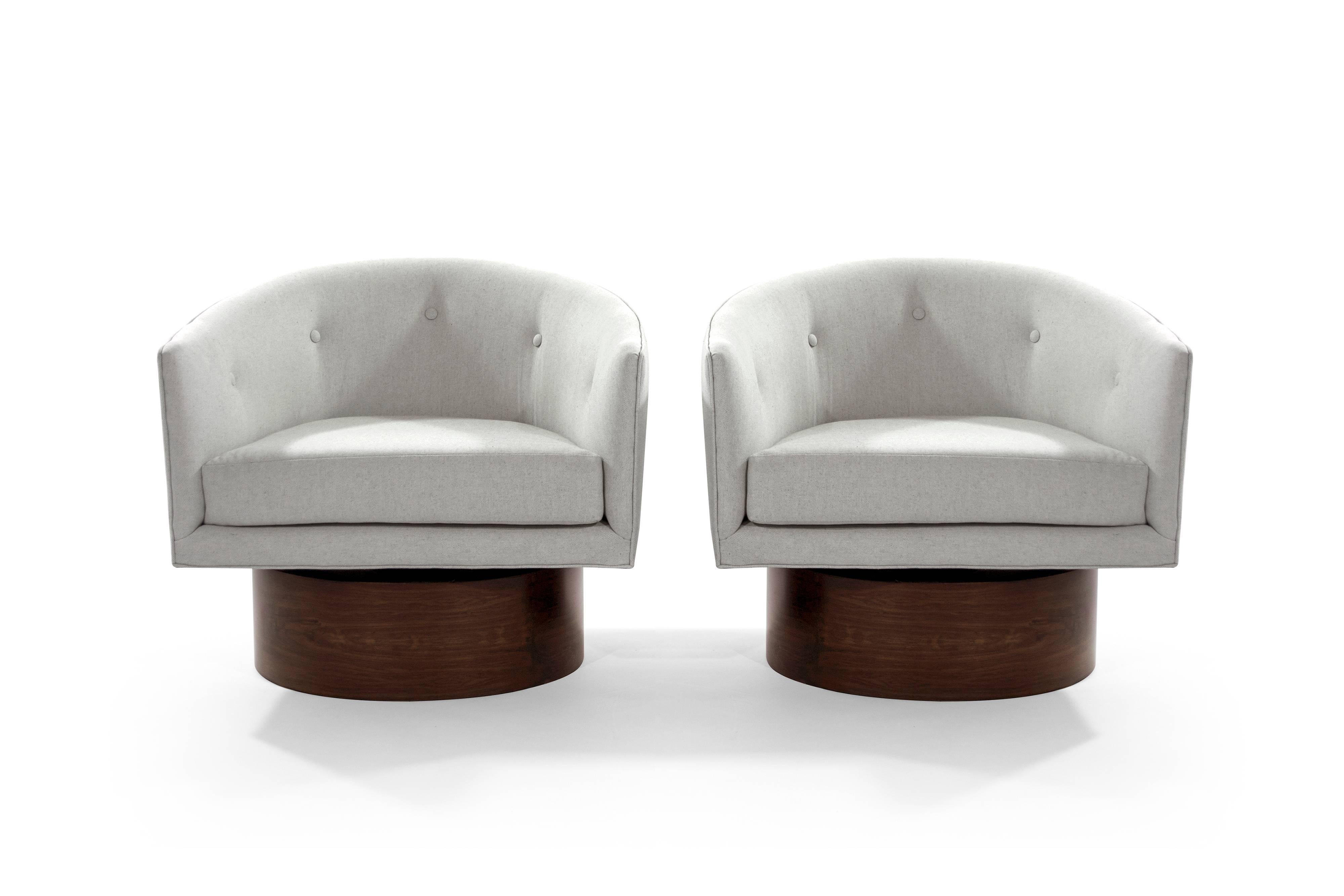 Mid-Century Modern Milo Baughman Rosewood Base Swivel Chairs in Linen