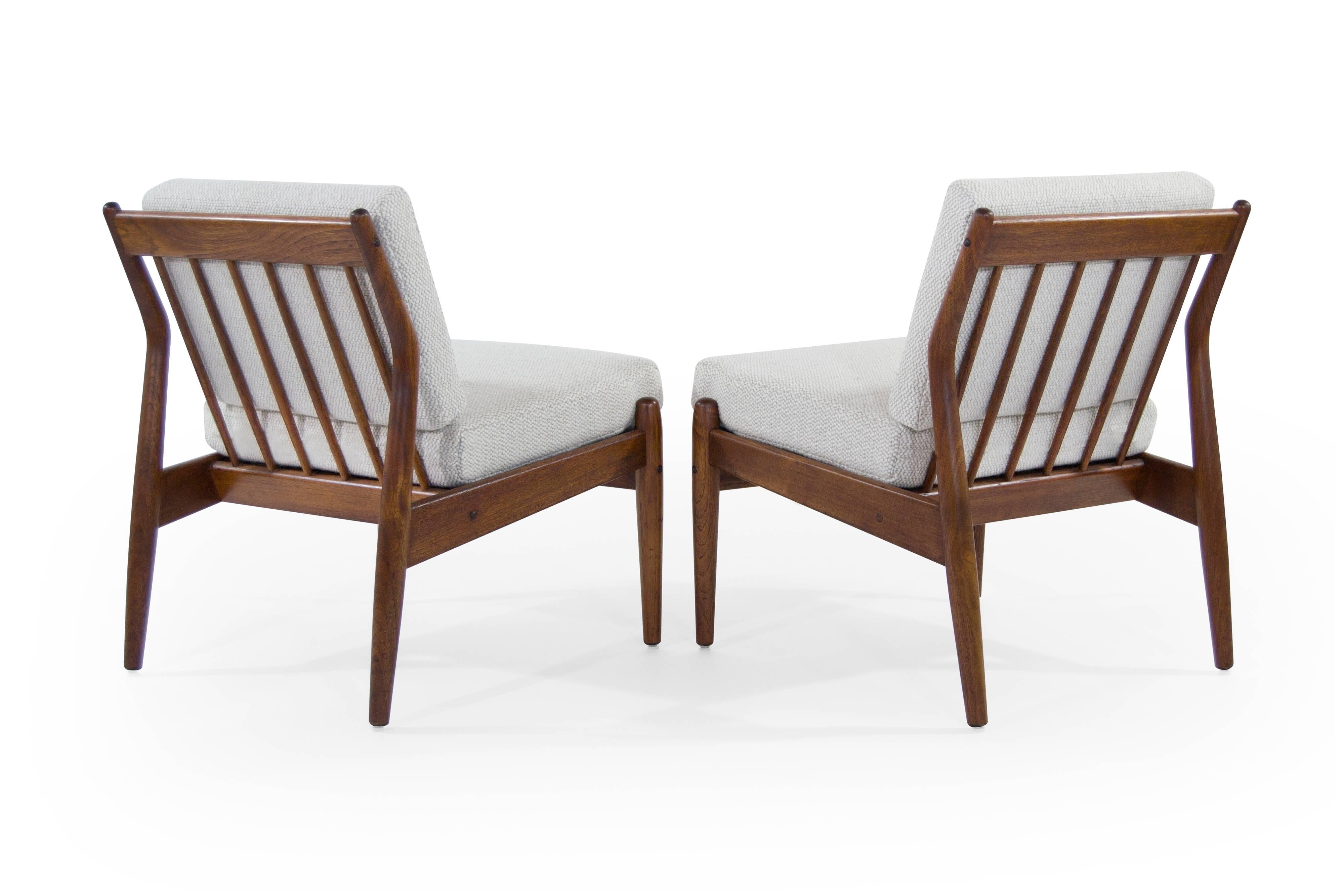 Scandinavian Modern Teak Slipper Chairs In Excellent Condition In Westport, CT