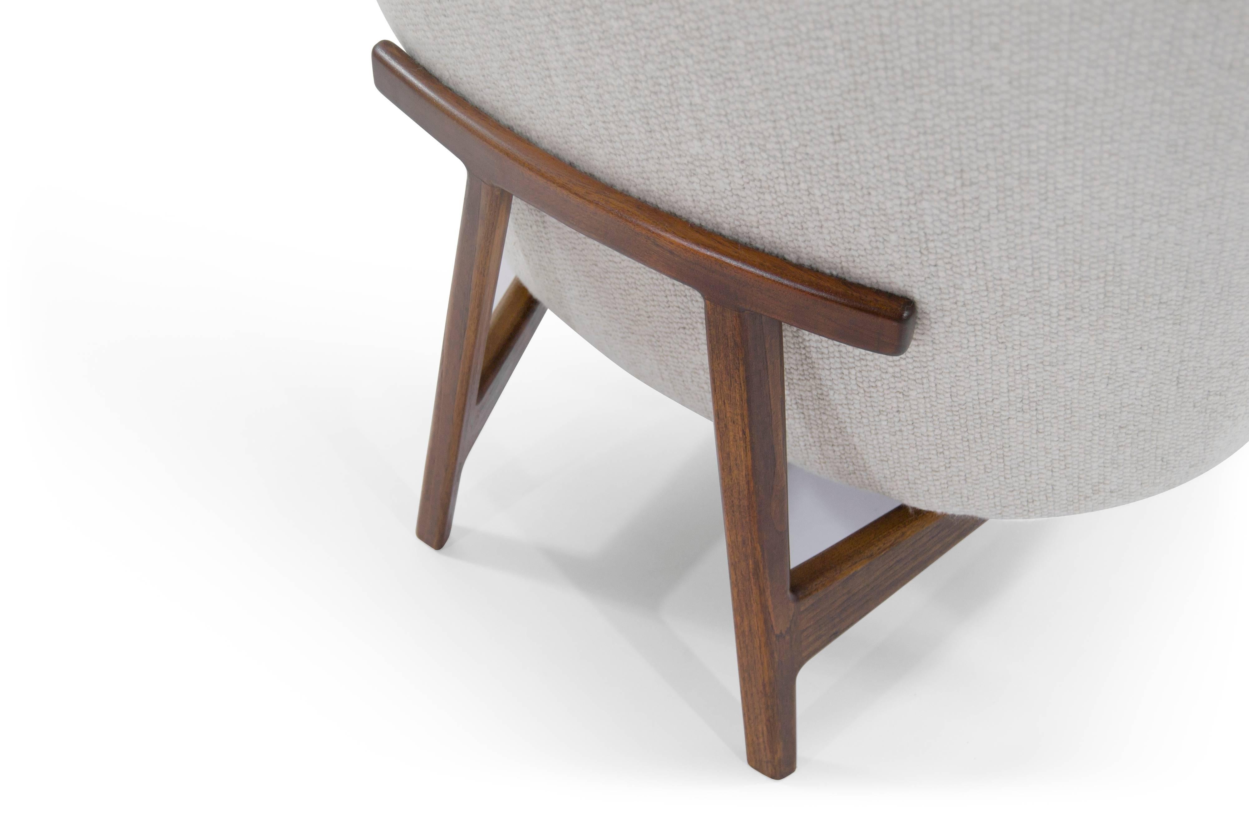 Jens Risom A-Line Lounge Chair, Model #2136 1