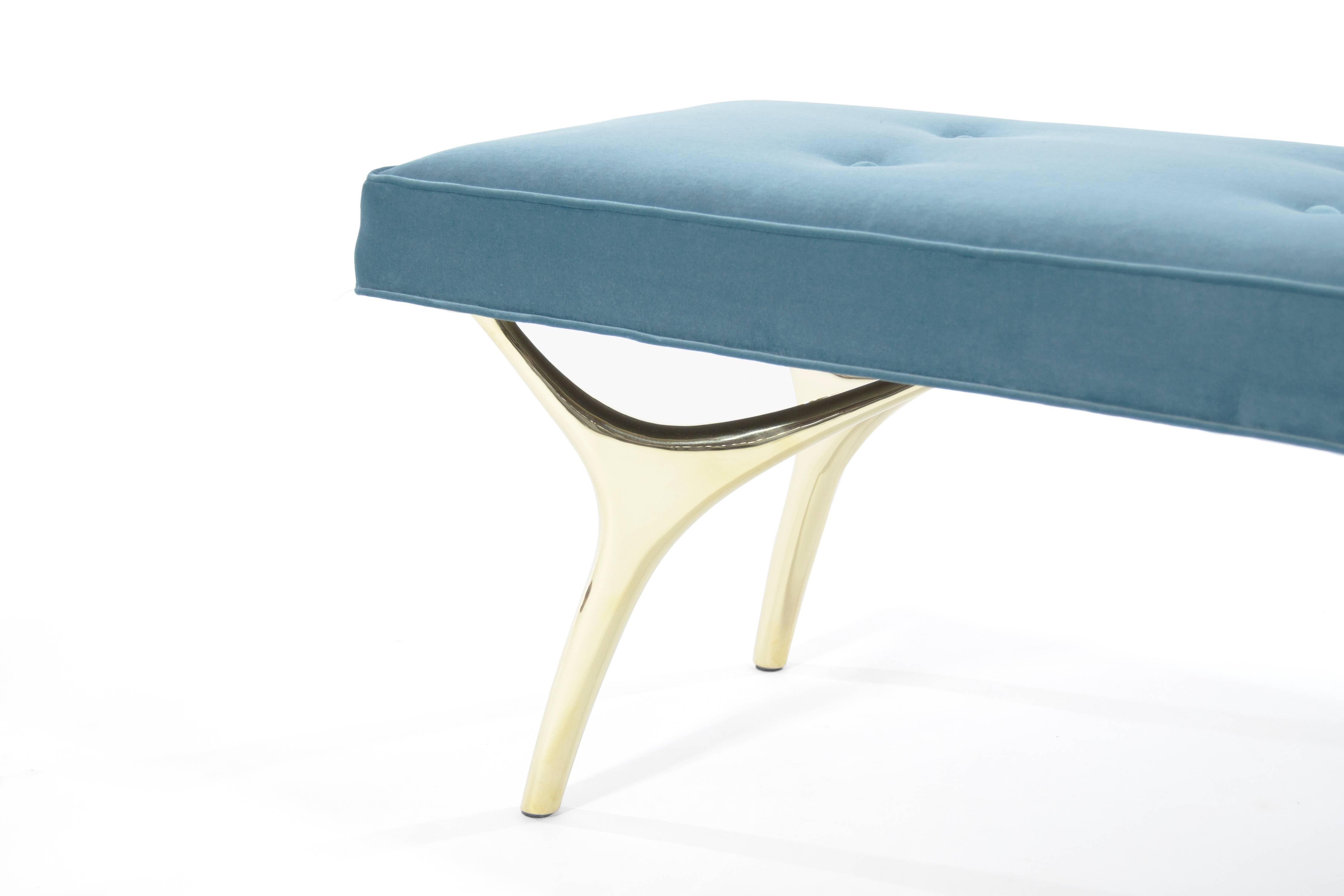 Laiton Banc Crescent Series 60 en laiton poli de Stamford Modern en vente