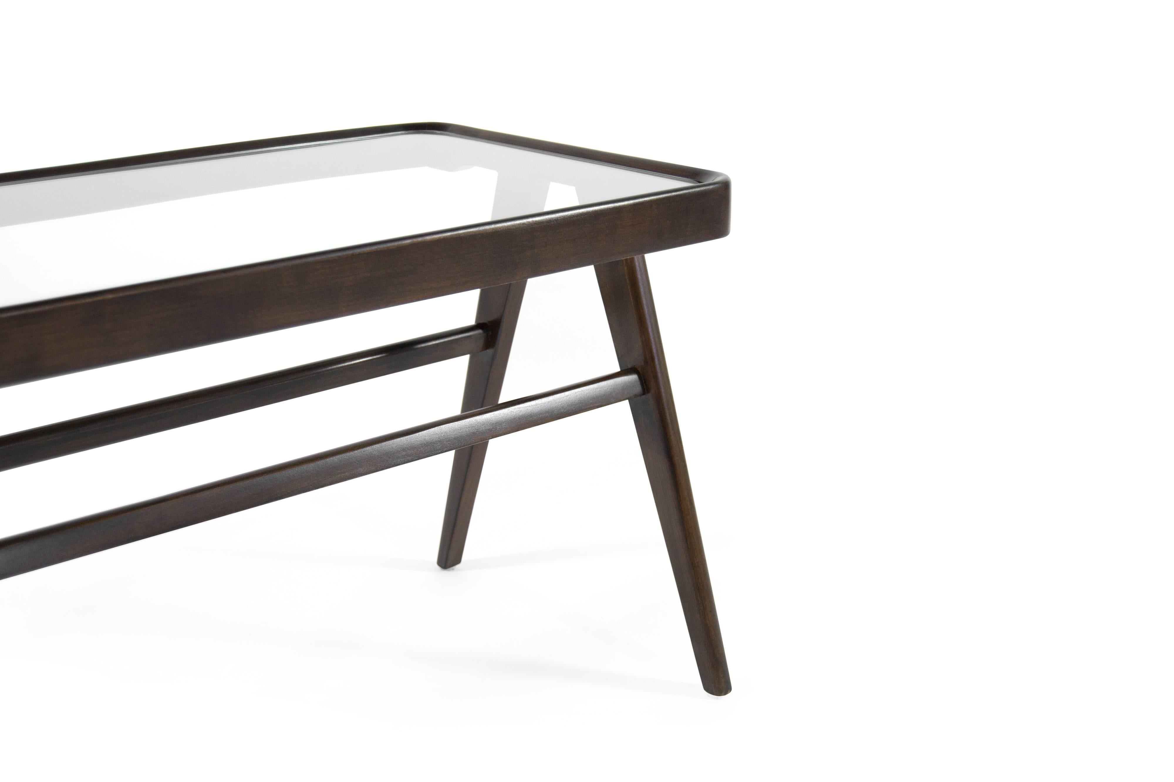 20th Century Modernist Cherrywood Coffee Table, Italy, 1950s