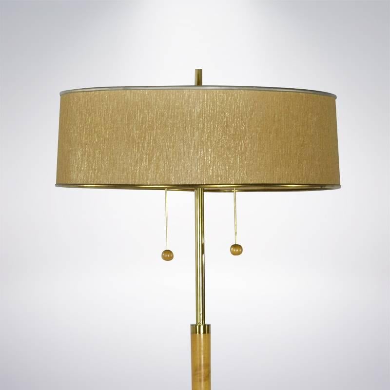 Gerald Thurston for Lightolier Brass Floor Lamp In Excellent Condition In Westport, CT