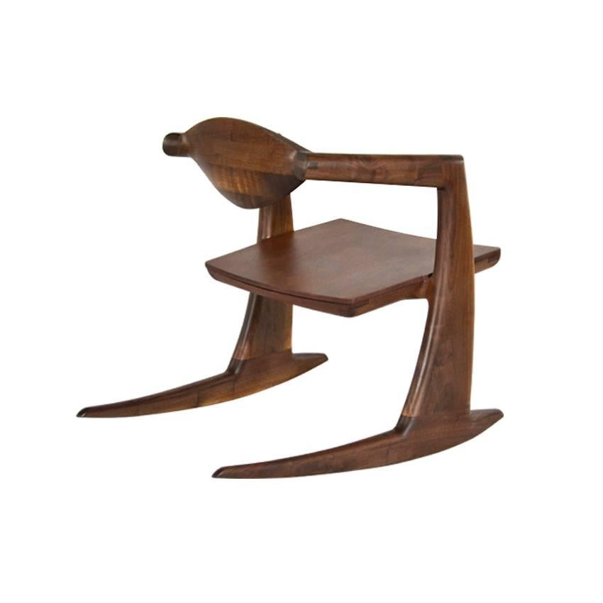 Sculpted Walnut Rocker in the Style of Wendell Castle, 1980s In Excellent Condition In Westport, CT