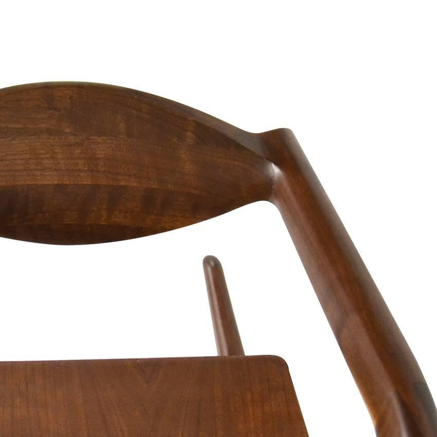 Late 20th Century Sculpted Walnut Rocker in the Style of Wendell Castle, 1980s