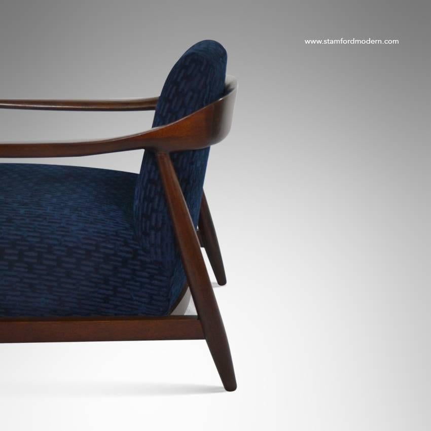 Danish Modern Sculptural Walnut Lounge Chairs, Ib Kofod-Larsen 1