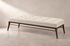 Lettino Sabre della serie Leg, 72, in noce scuro di Stamford Modern