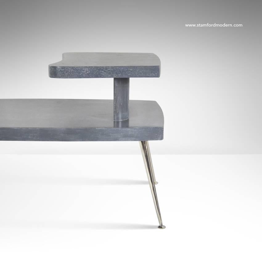 Pair of Atomic Era Sculptural Side Tables in Grey Ceruse, 1955 In Excellent Condition In Westport, CT