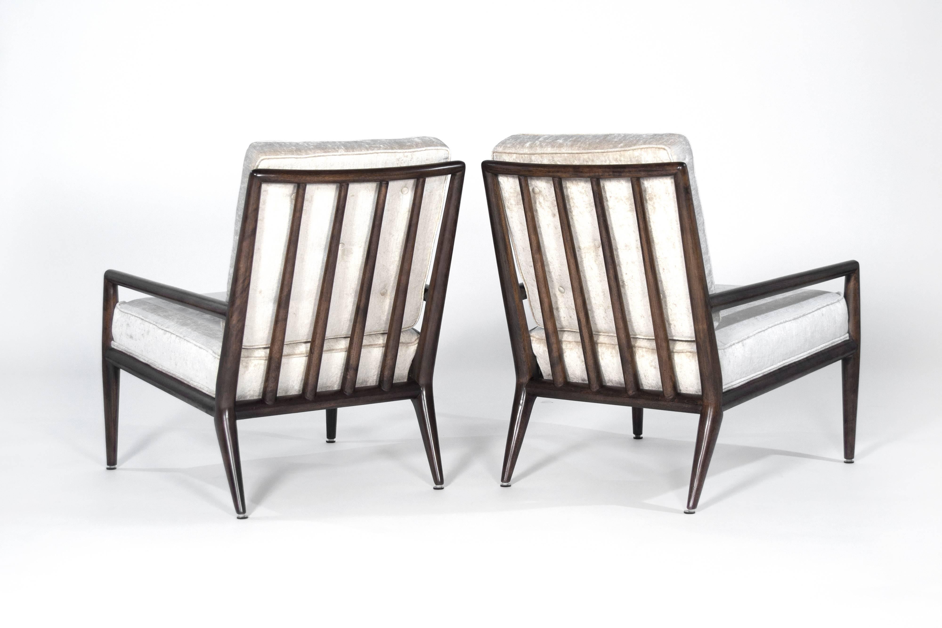 Pair of T.H. Robsjohn-Gibbings for Widdicomb Lounge Chairs In Excellent Condition In Westport, CT